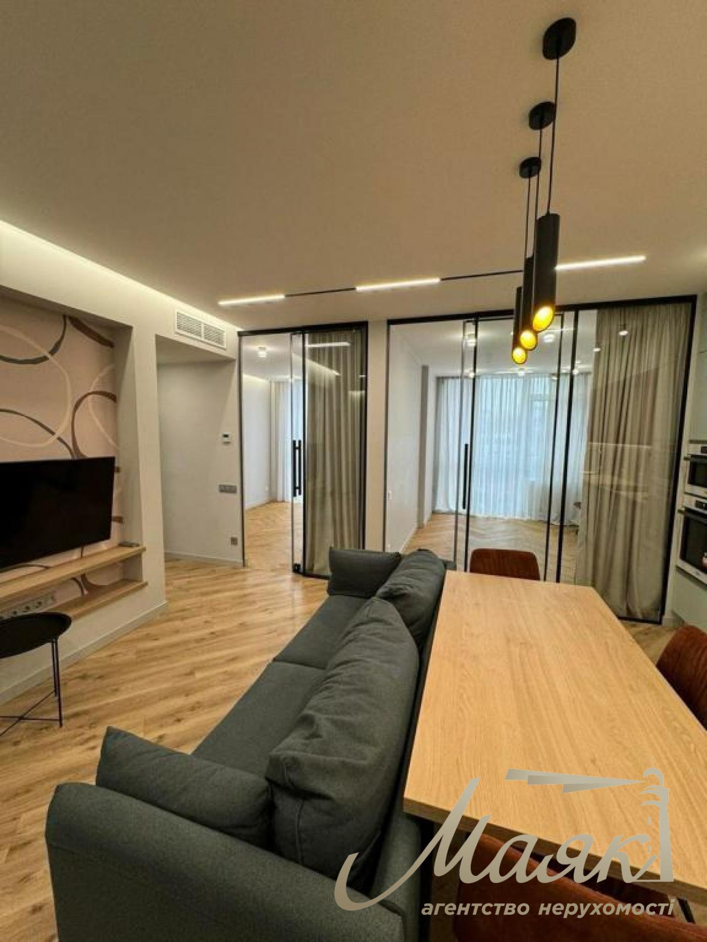 Оренда 4-х кімнатної квартири, 86 м2 ЖК Французький квартал 2 Маккейна Предславинська