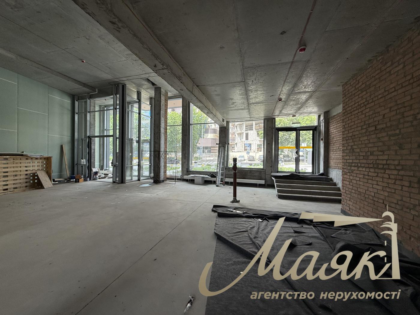 Оренда фасадного приміщення ЖК Трініті вул. Тютюнника,