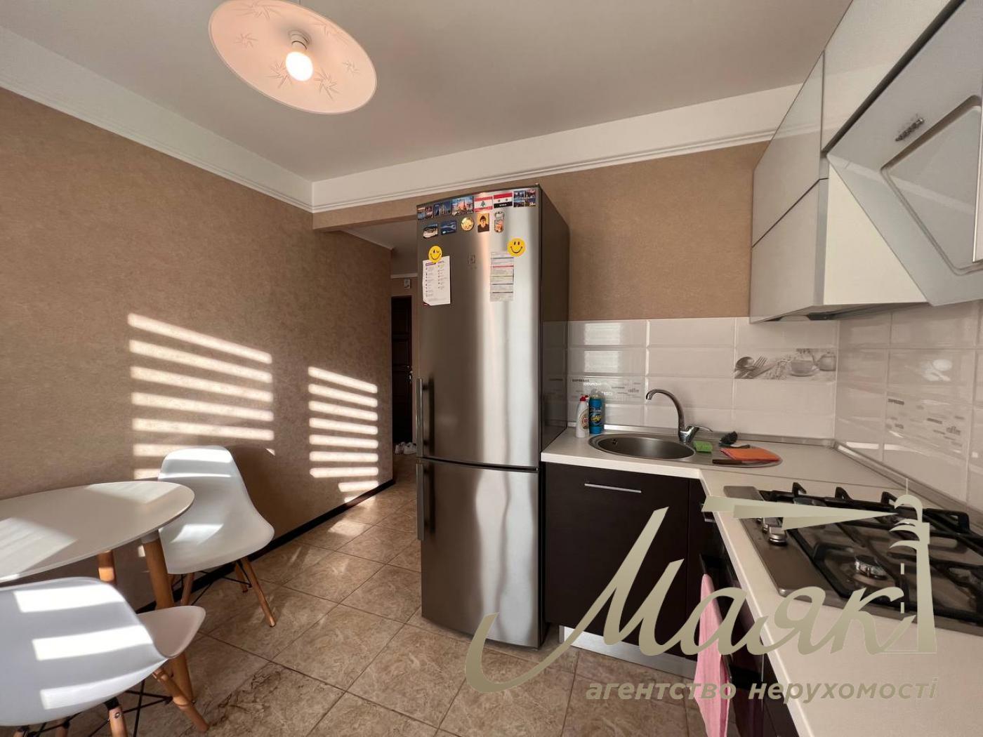 Продажа 2к квартиры на улице Половецкая, Татарка, Лукьяновка