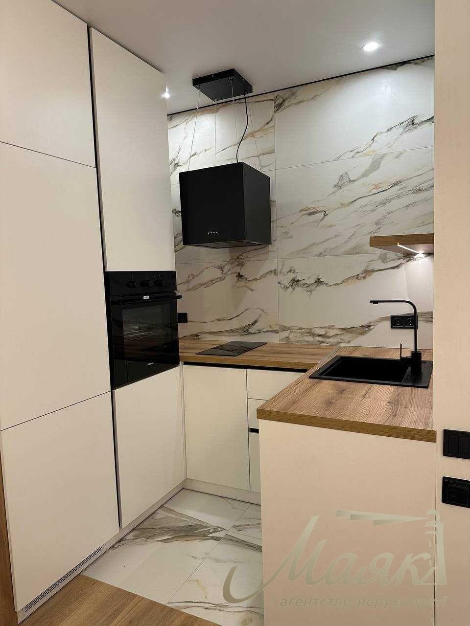 Продаж 2-кімнатної квартири, 46 м², ЖК «Світло Парк»