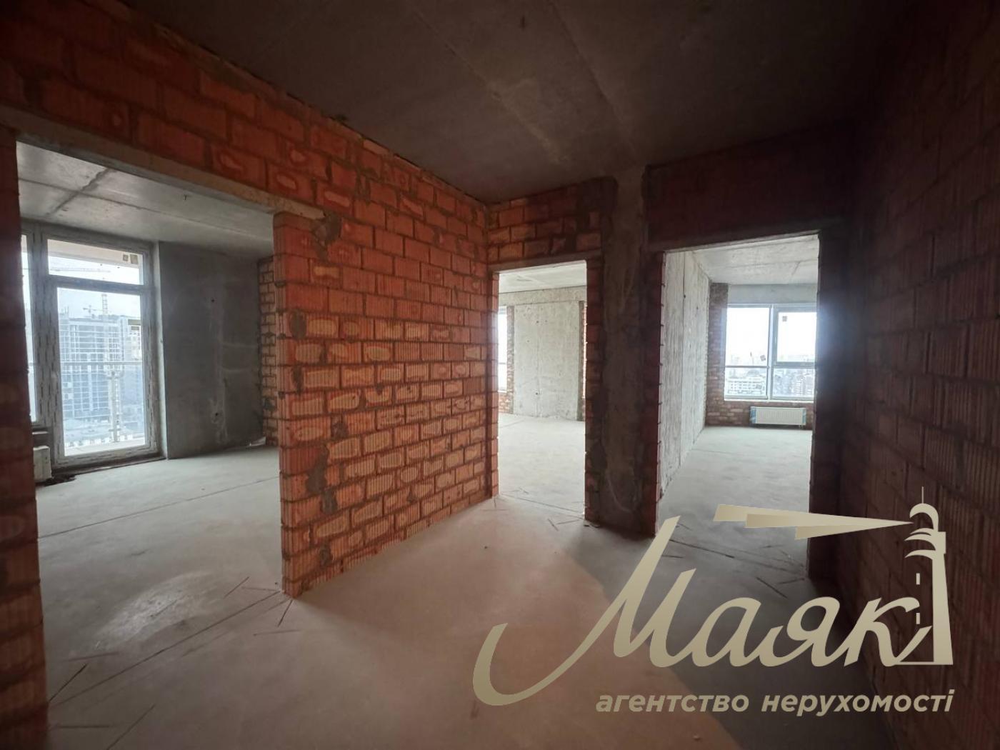 Продаж квартири 97м2, ЖК Володимирський