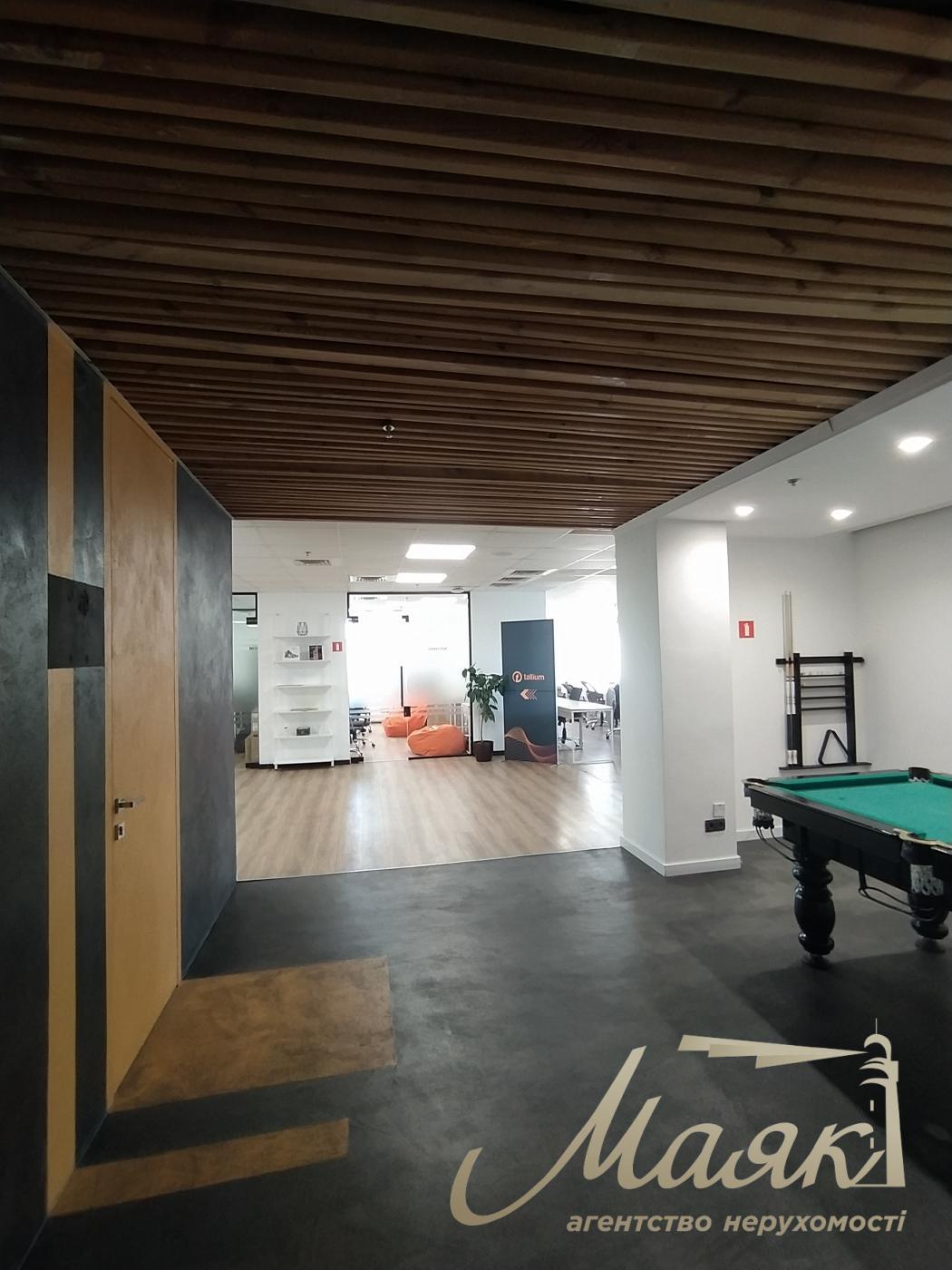 Оренда офісу 435 м.кв. БЦ Леонардо, Центр