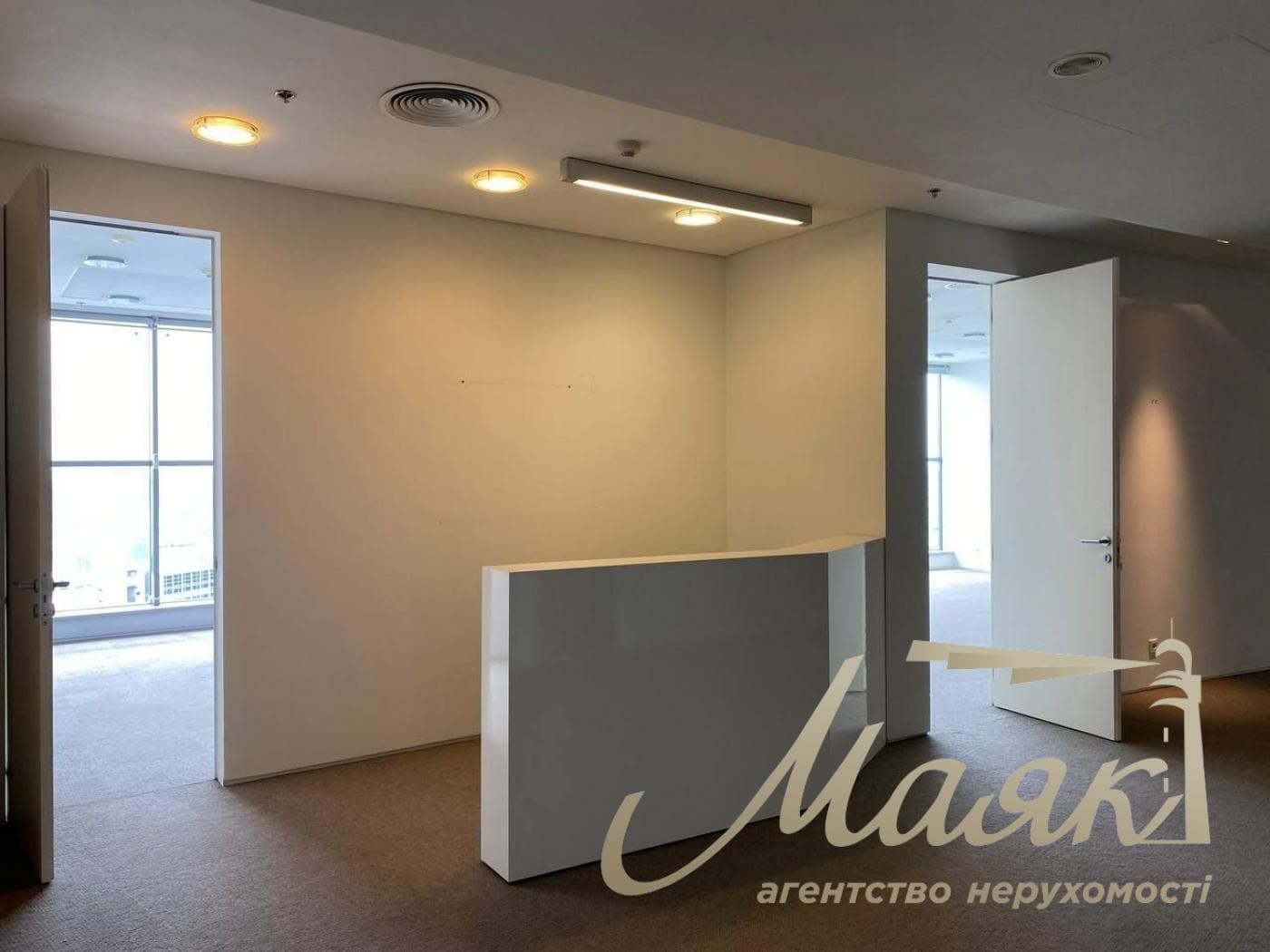 Оренда офісу площею 1620 м² у бізнес-центрі «Парус», вул. Мечникова, 2, «Гуллівер»