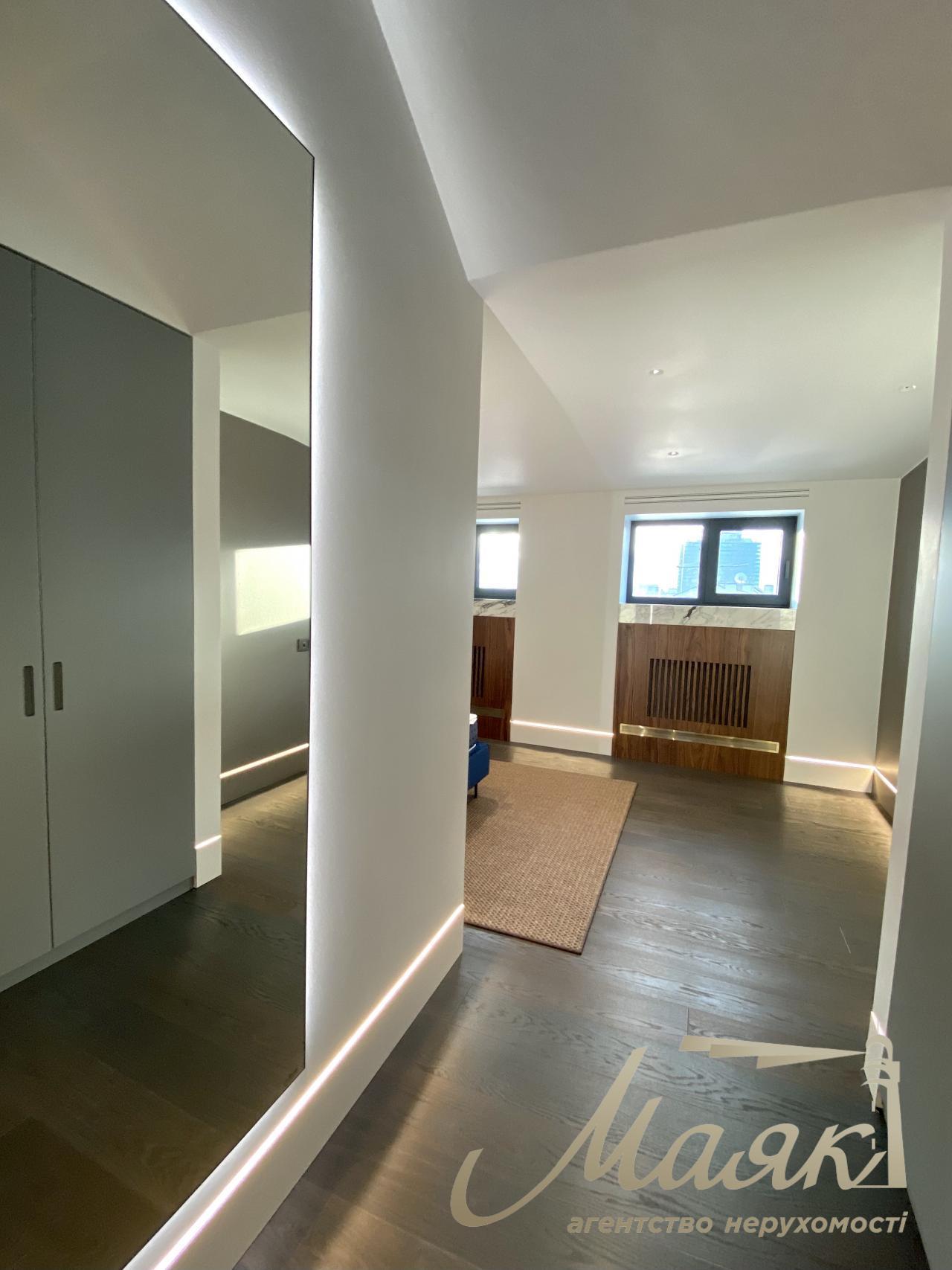 Продажа  апартаментов в историческом центре ул. Богомольца 278м2