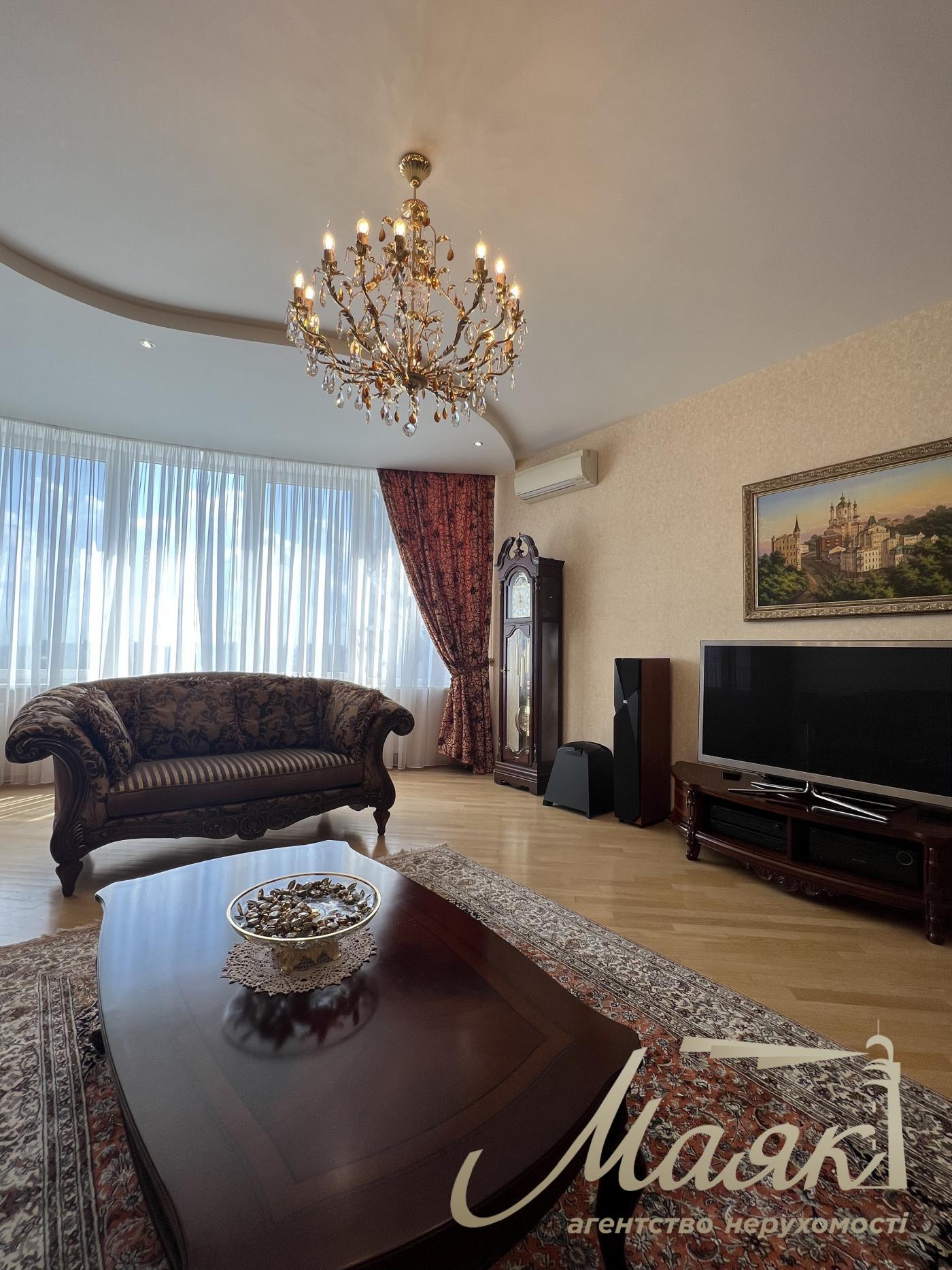 Продажа квартиры 160 м2 в ЖК Пушкинский парк