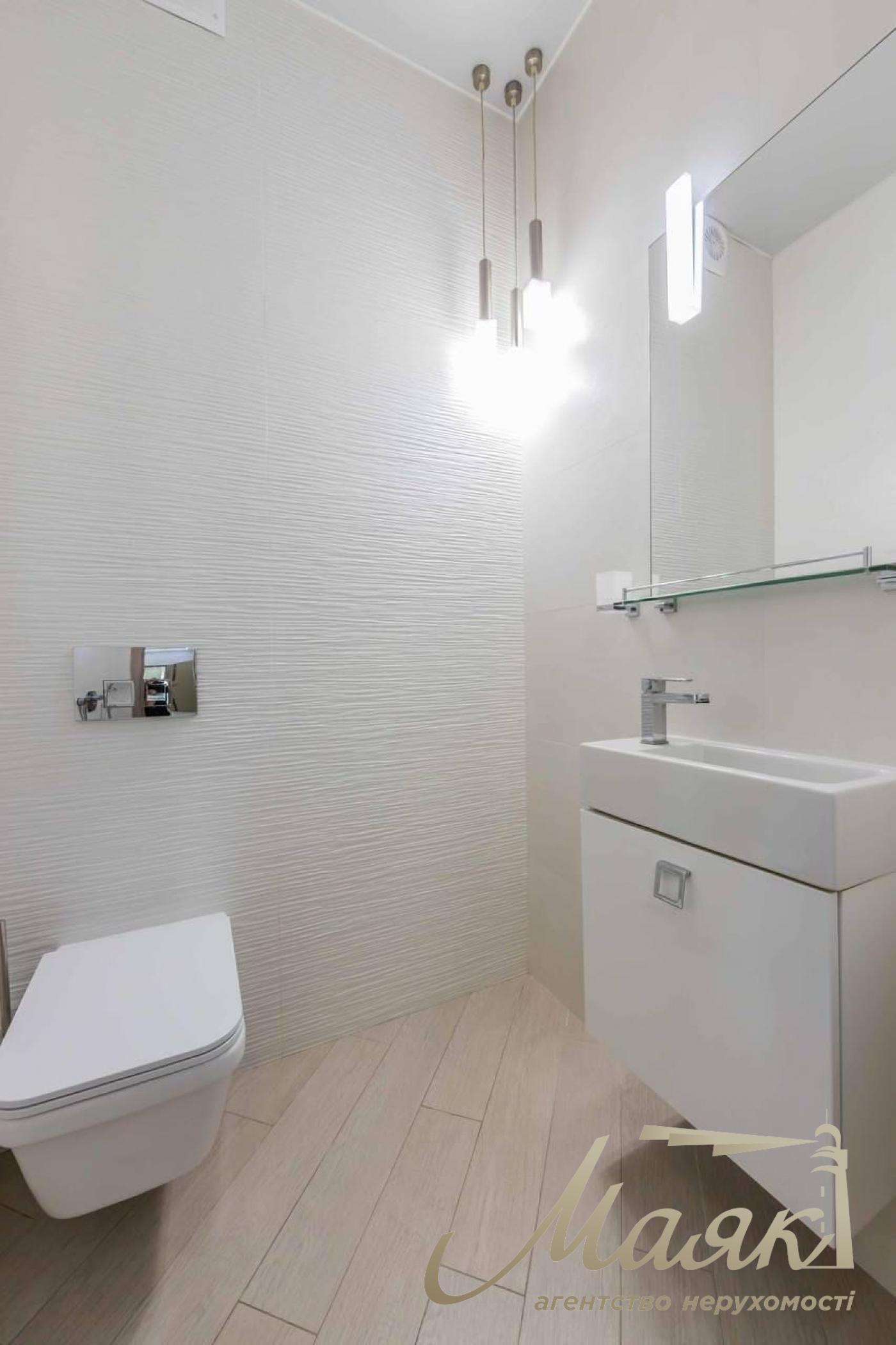 Продаж 2к квартири, 109м2, ЖК Рівер Стоун