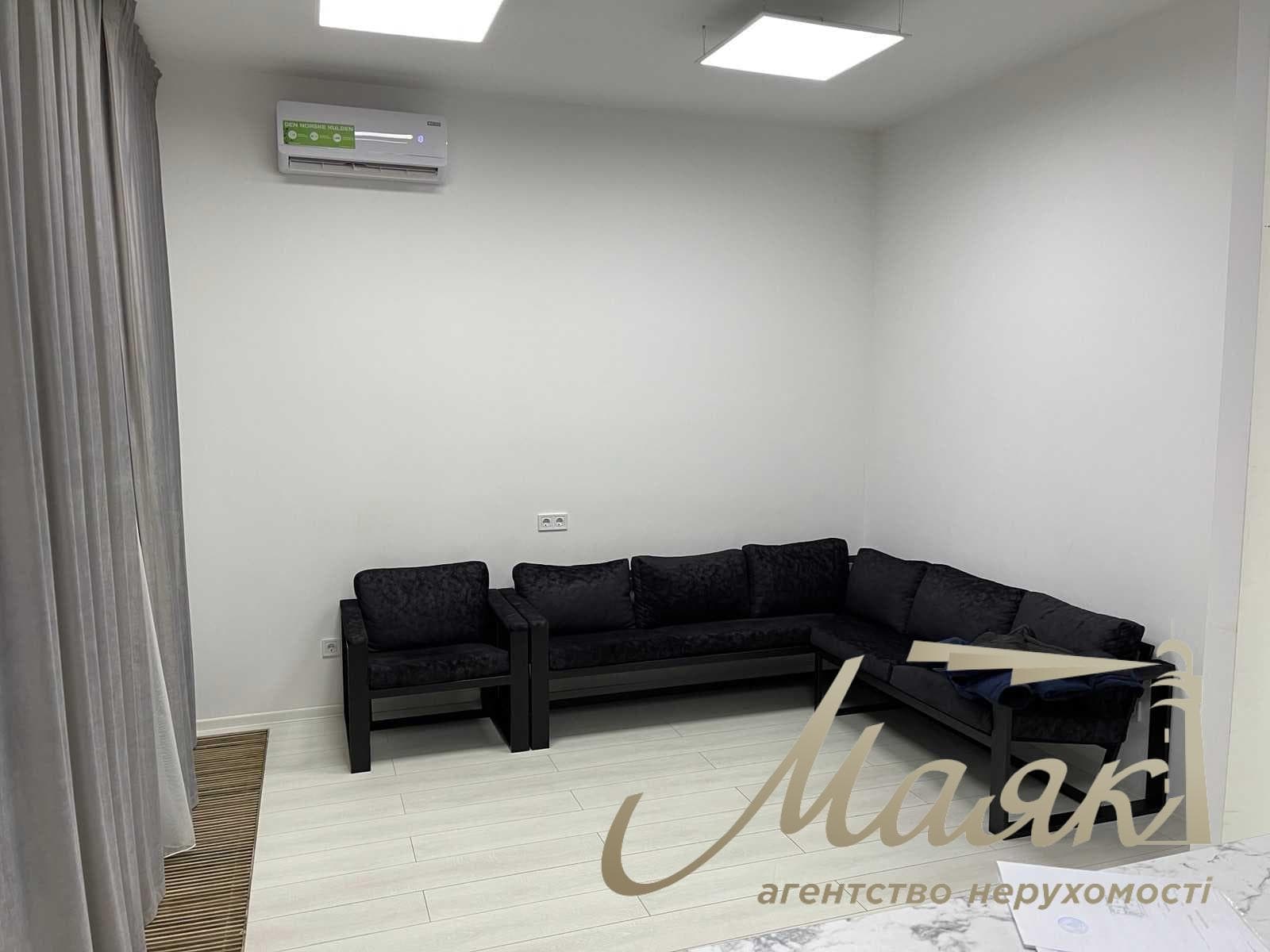 Оренда офісу площею 104 м² з бомбосховищем та генератором, вул. Ліпська, 9Б, Печерськ