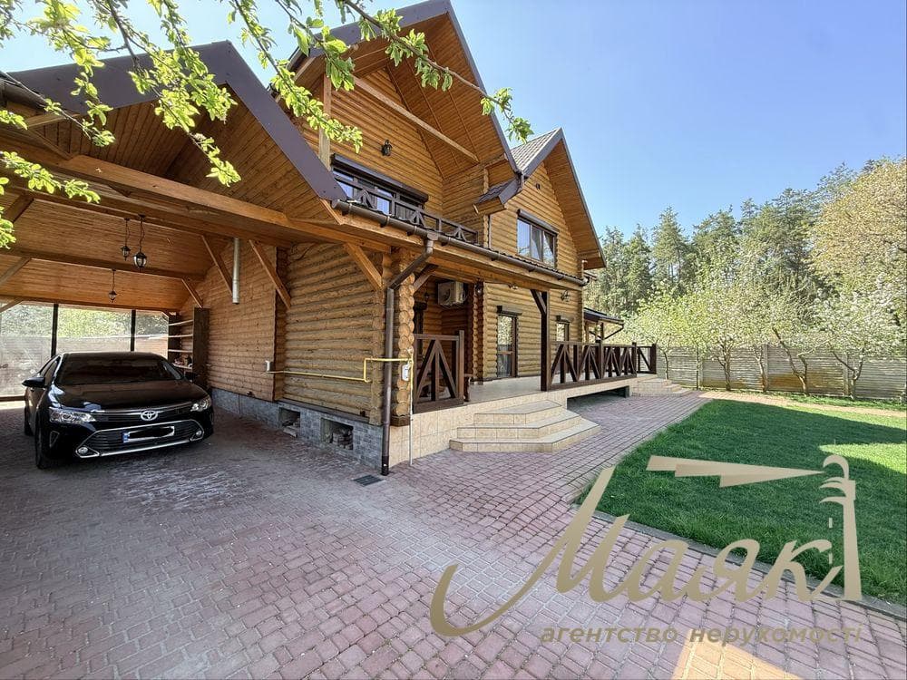 Оренда 2-поверхового будинку площею 200 м², Віта-Поштова