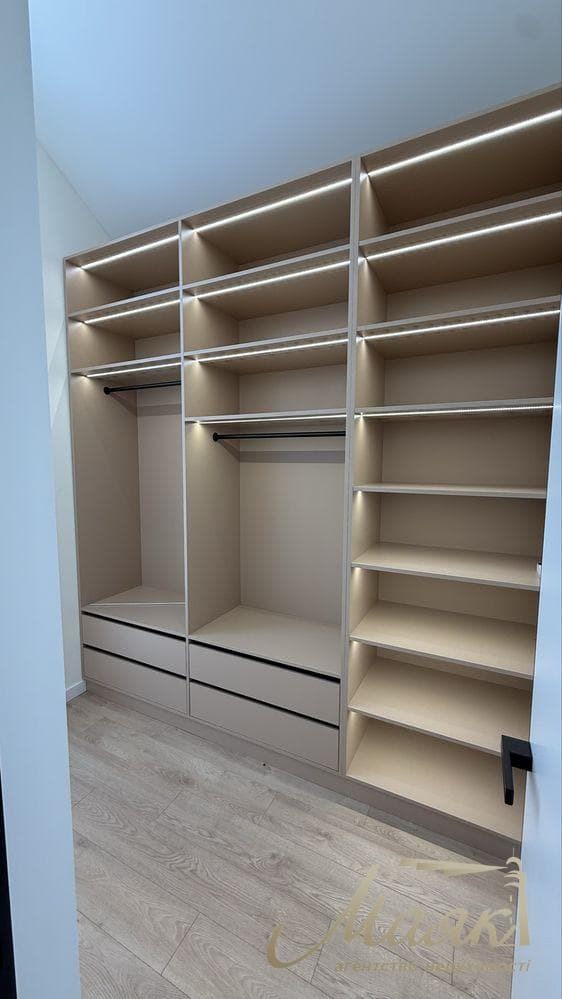 Rent / Townhouse / Self-contained / Osokorki