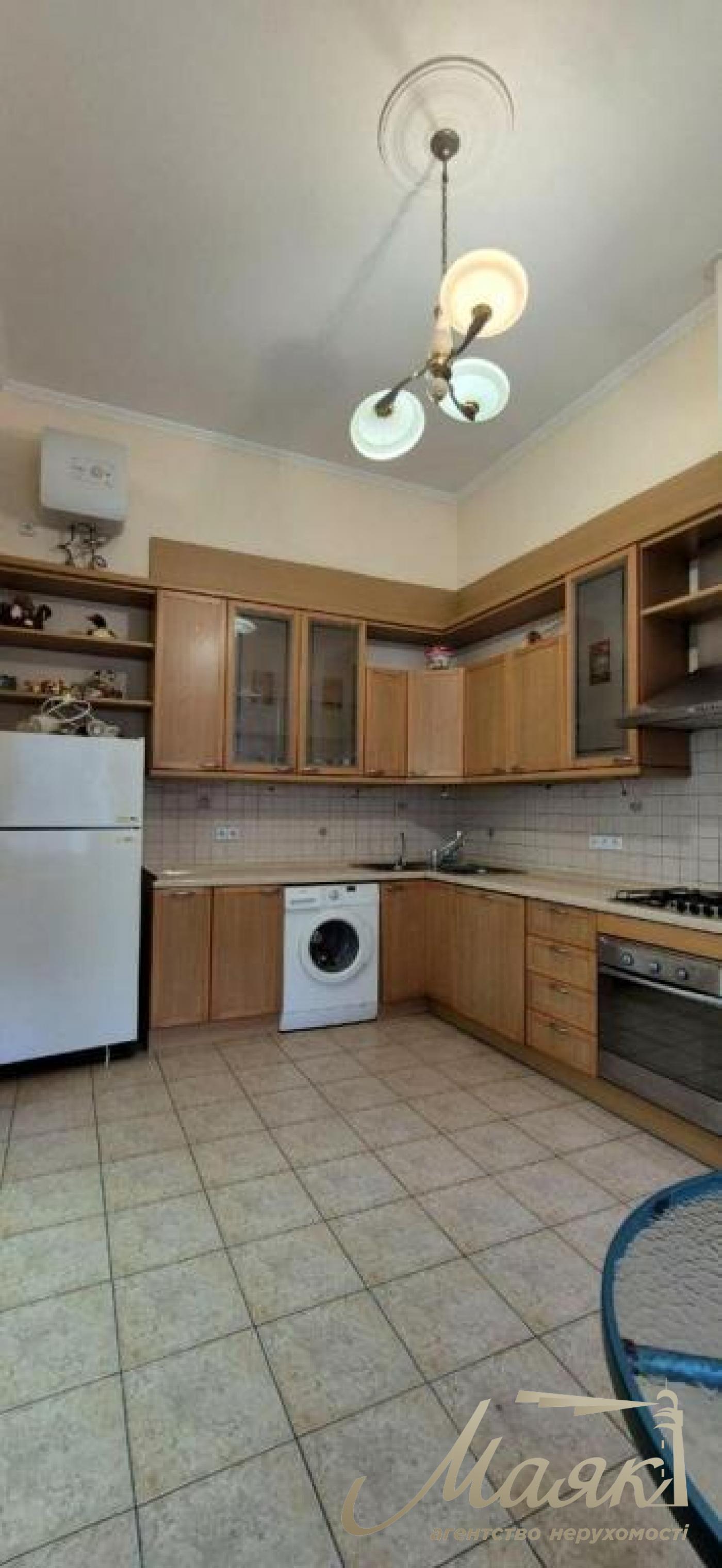 Оренда офісу 120 м2 вул. Інститутська, 19В, Печерський р-н