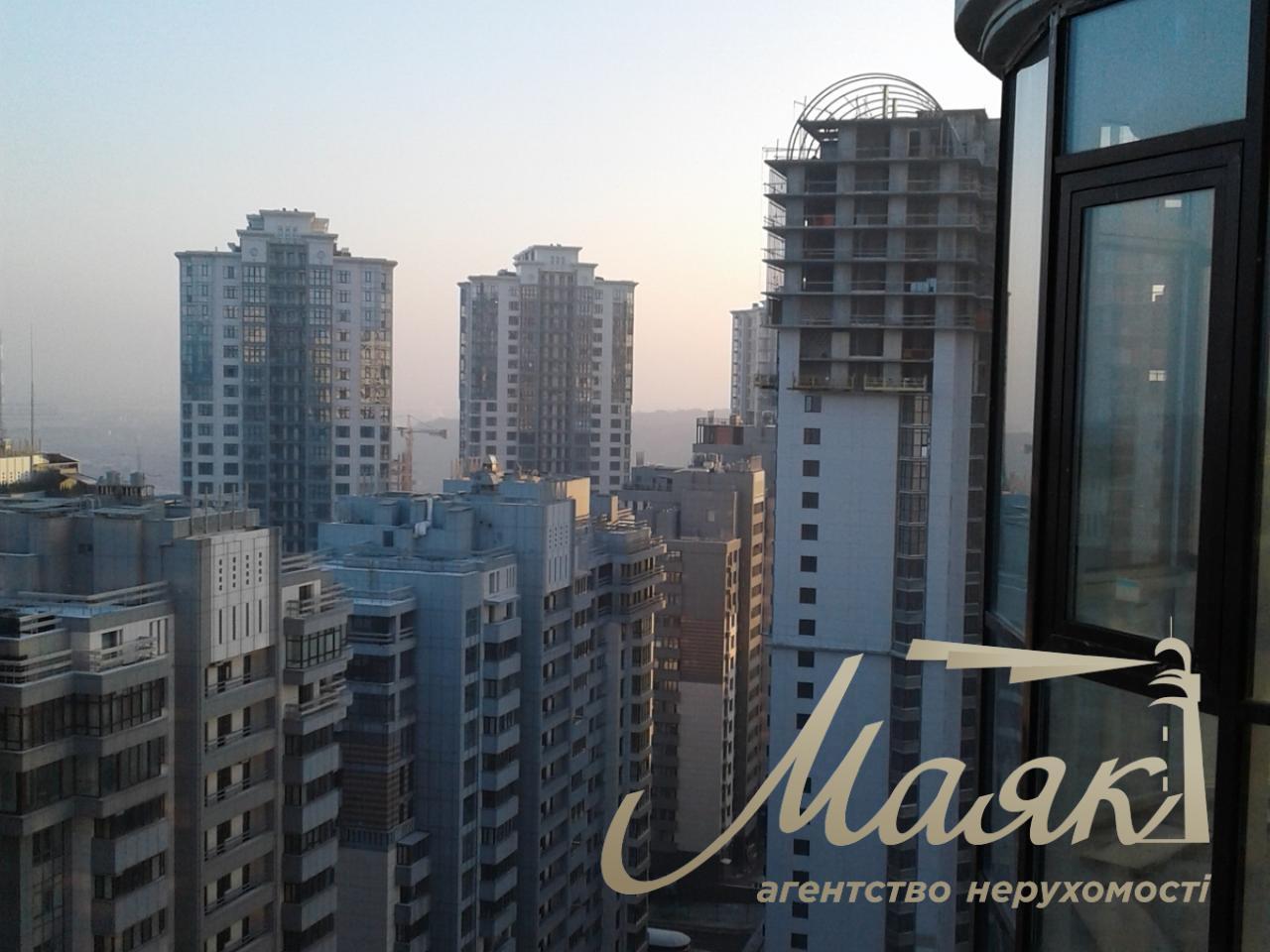 Продаж 1-к квартири 50м2 в ЖК Новопечерські Липки вул.Драгомирова 2а