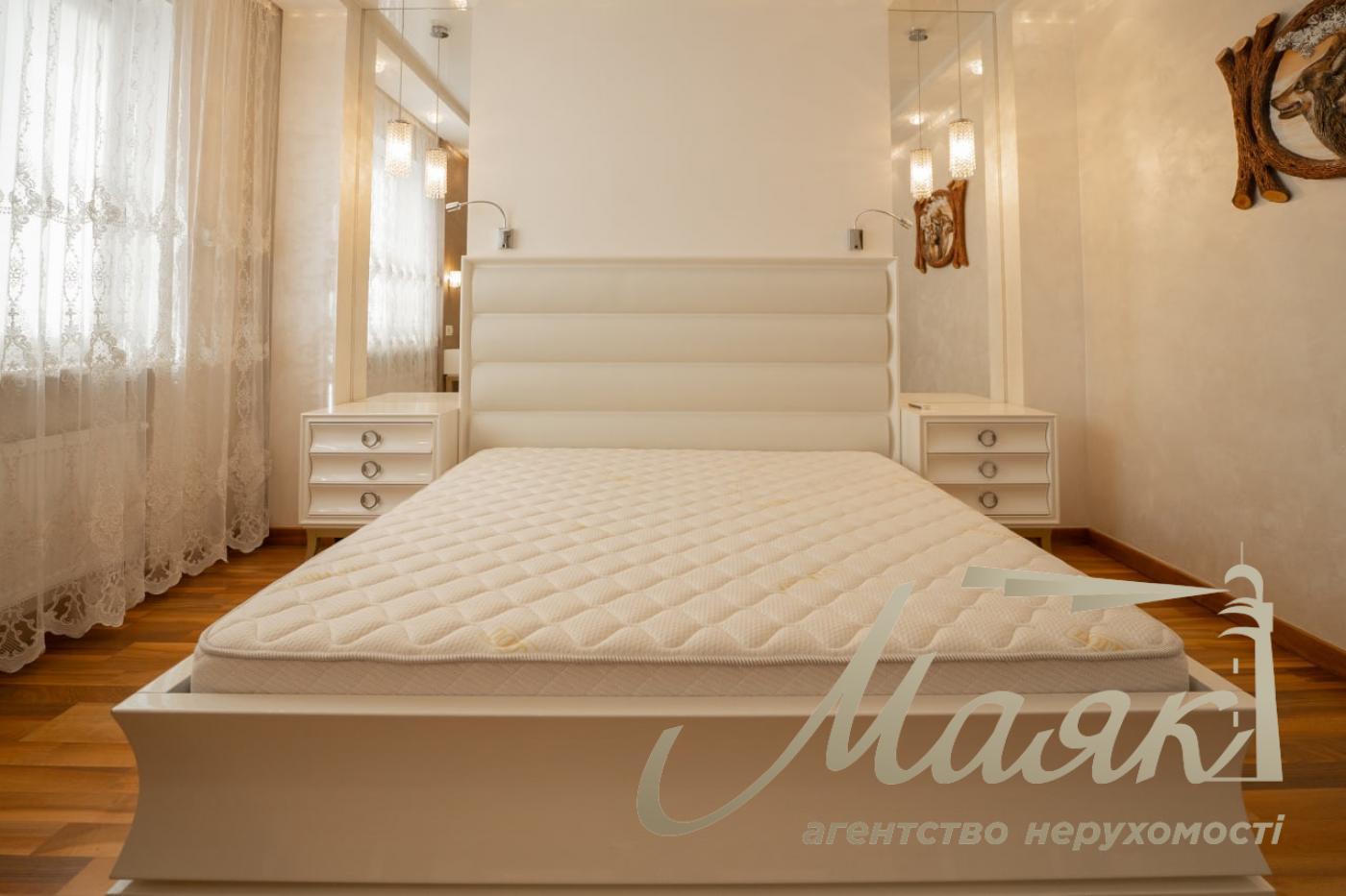 Продаж будинку/таунхауса 200м2 Оболонь, Київ