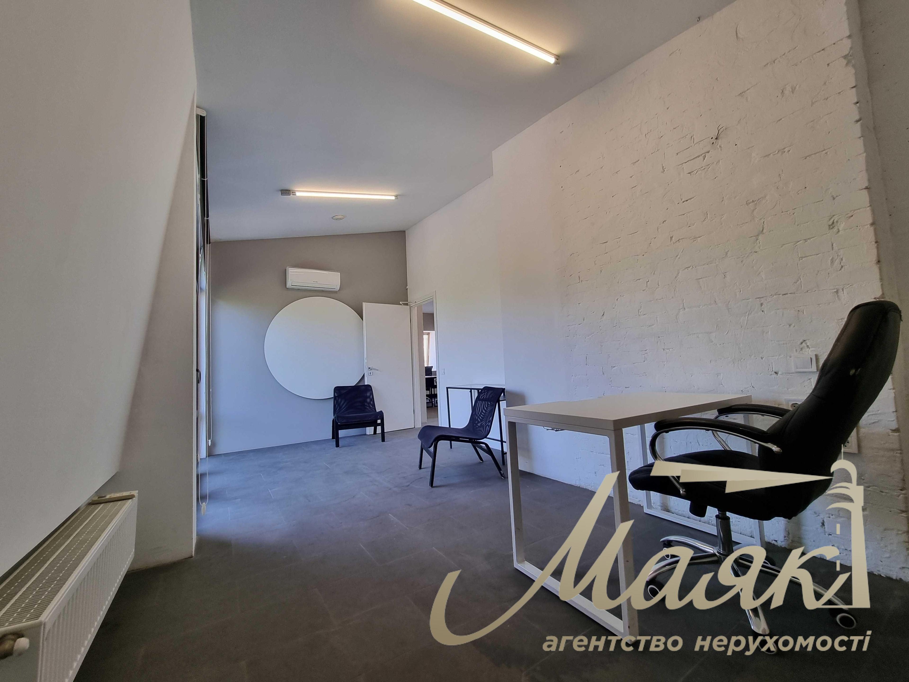 Rent office 350 sq.m. on Podil, Vozdvizhenska street 51A