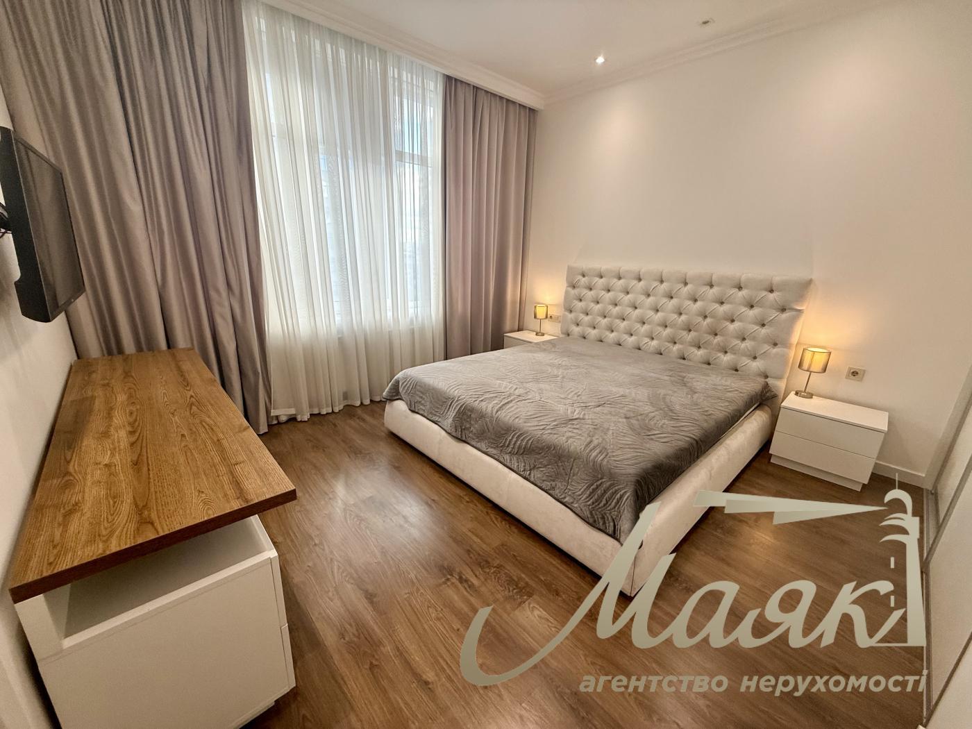 Оренда 3-кімнатної квартири в ЖК "Новопечерські Липки", вул. Андрія Верхогляда, Центр