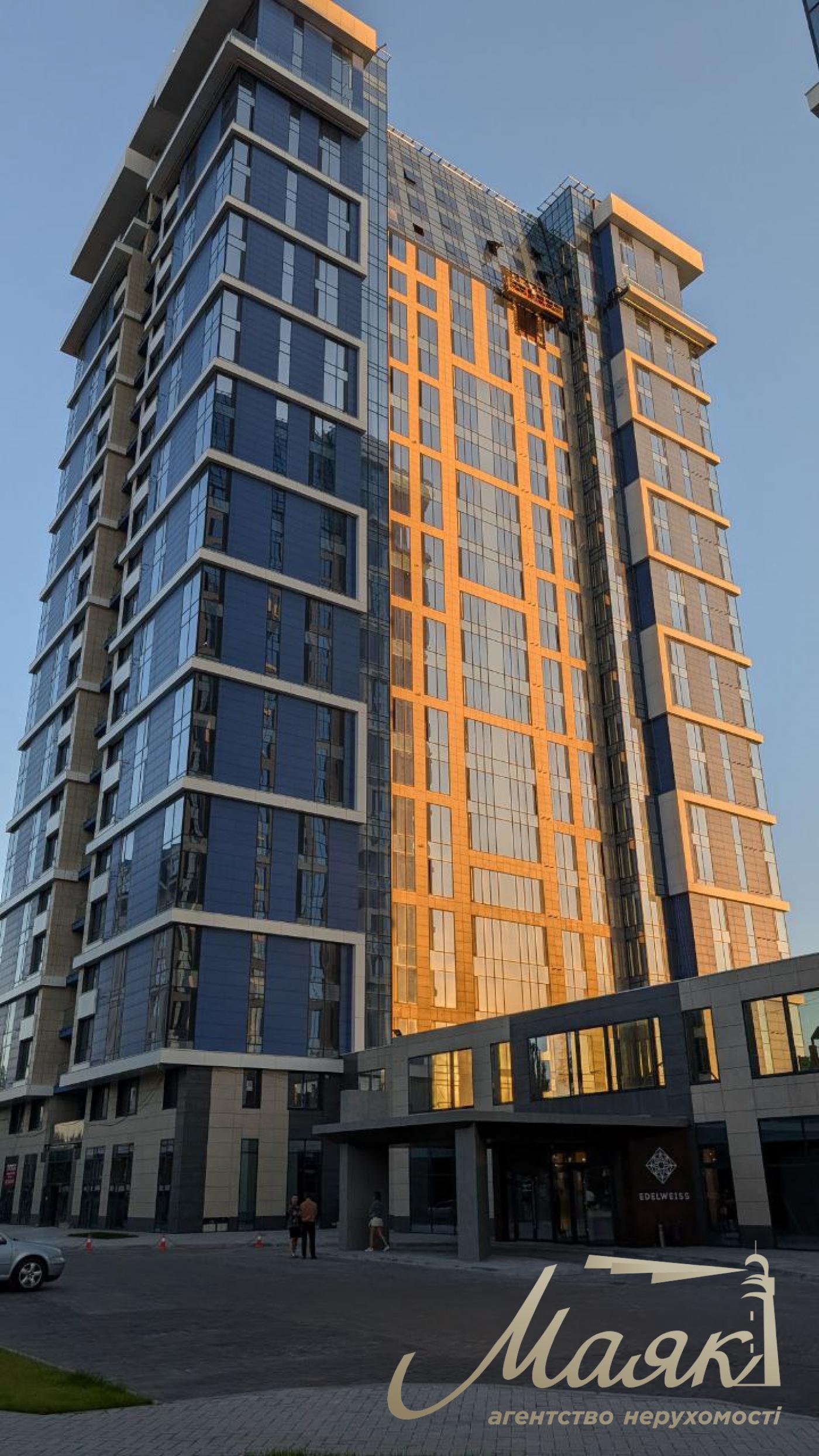 Продаж комерційного приміщення 100 кв.м без ремонту в ЖК Edelweiss House Звіринецька, Печерськ, Київ