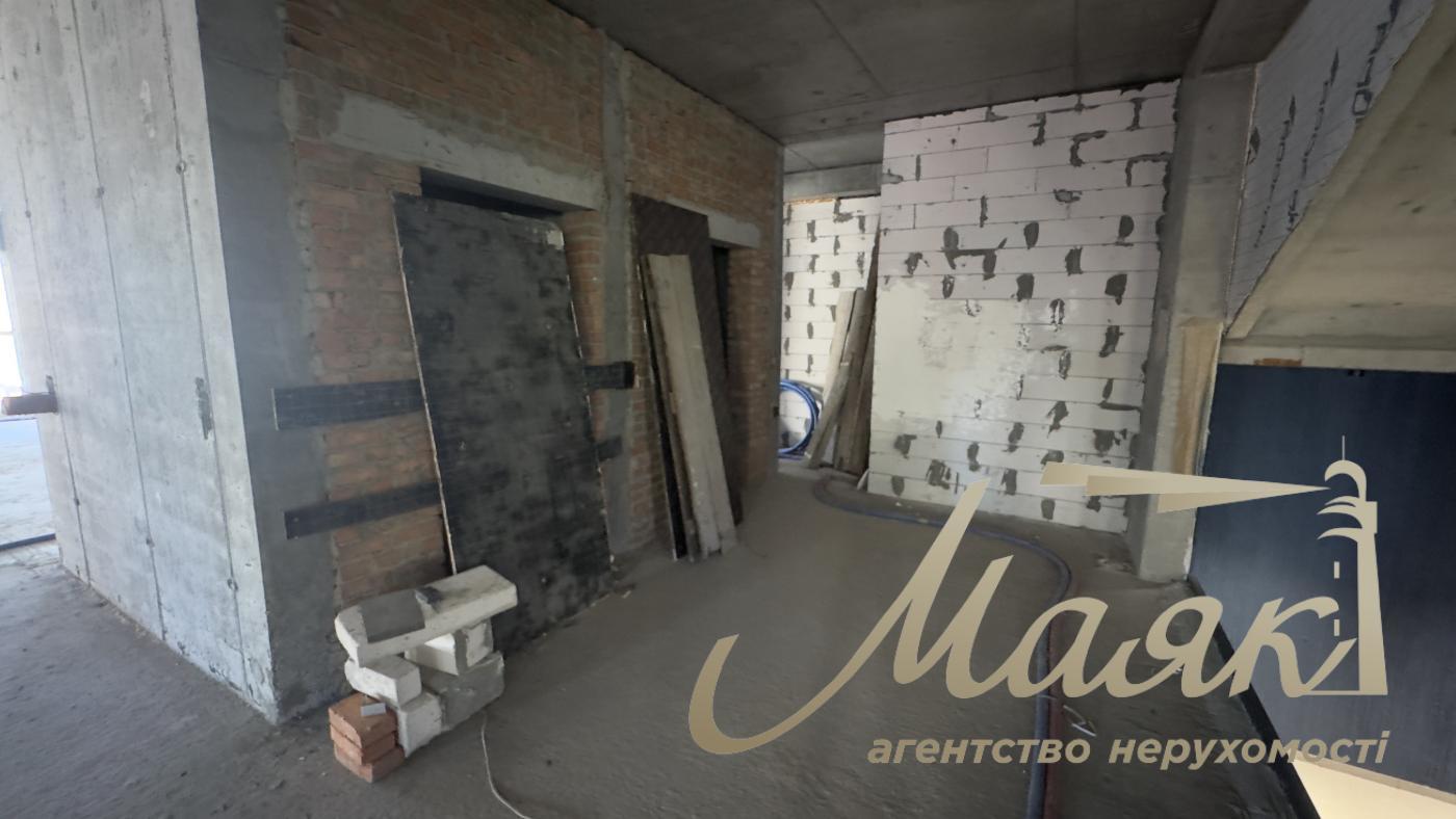 Office for rent 560 m2 on Grigory Kochura str., Solomensky district.