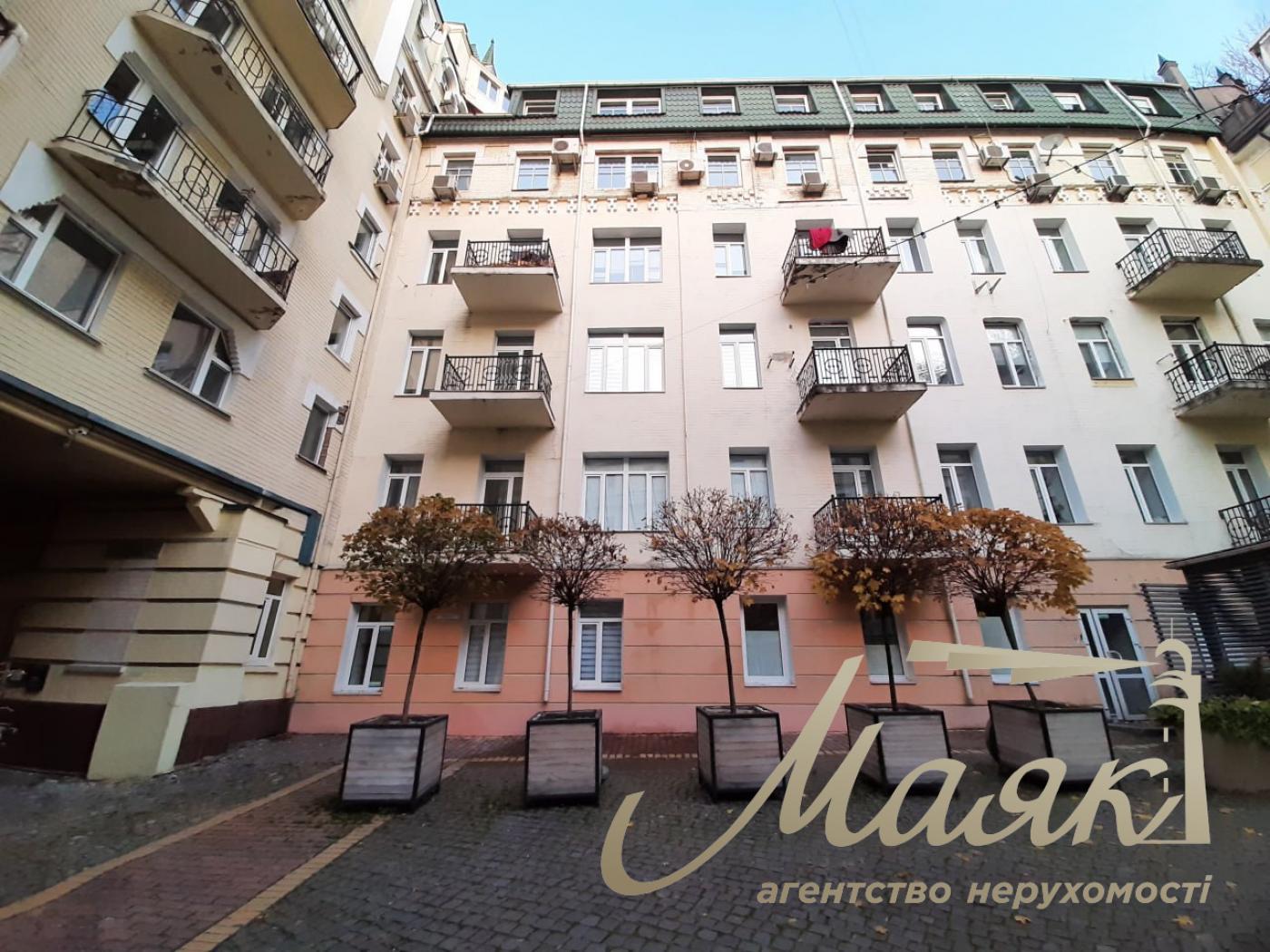 Оренда офісу 270м2 на Воздвиженка, Поділ