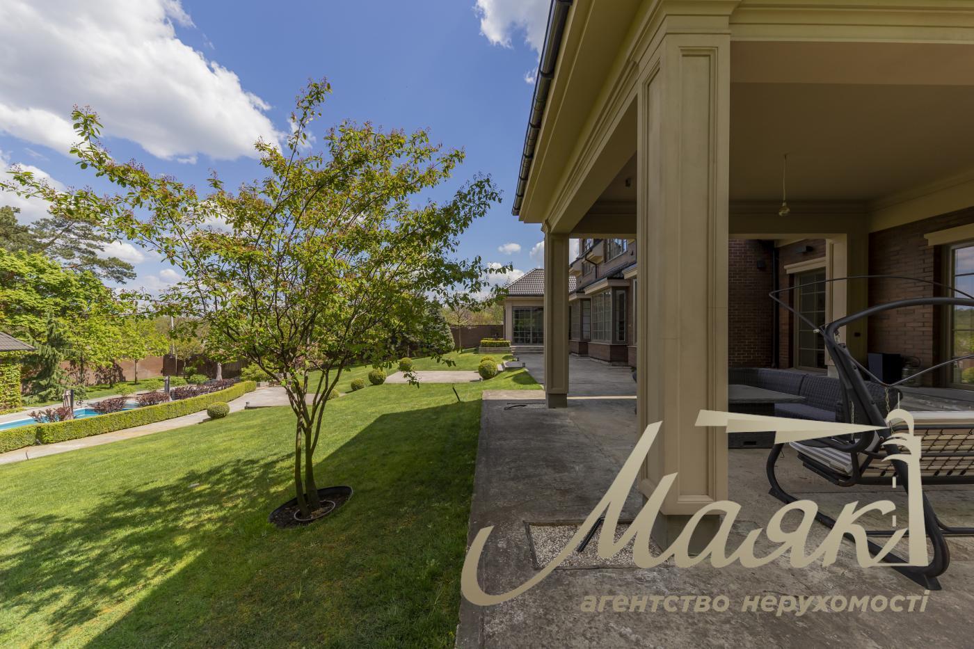 Продажа загородной резиденции в с.Капитановка, Киево-Святошинский р-н