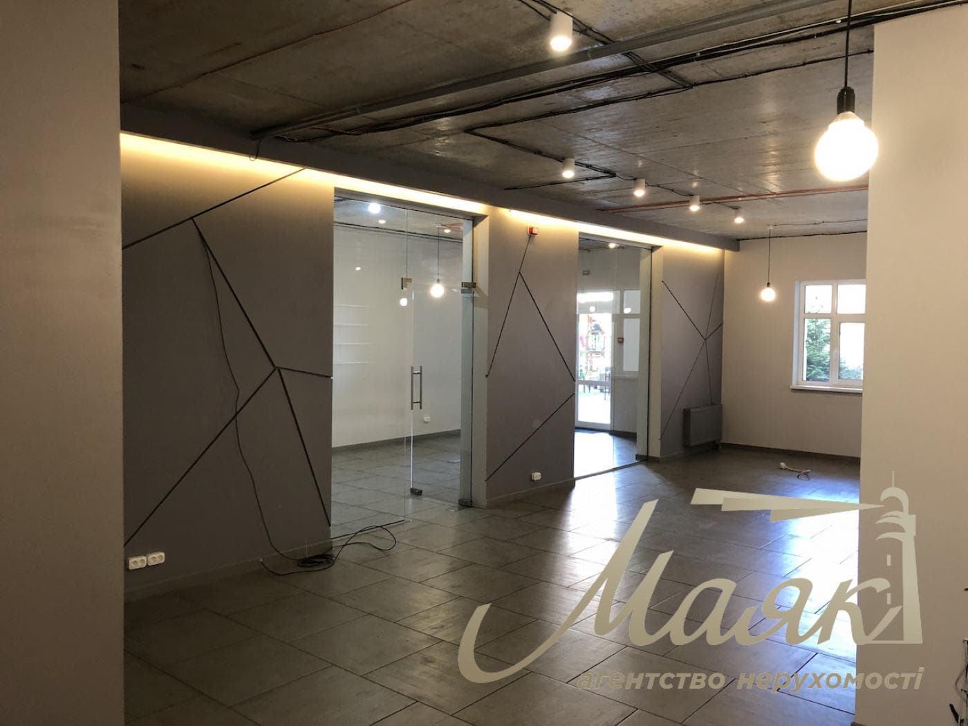 Rent office 120 sq.m.sq. Degtyarnaya str., Podol