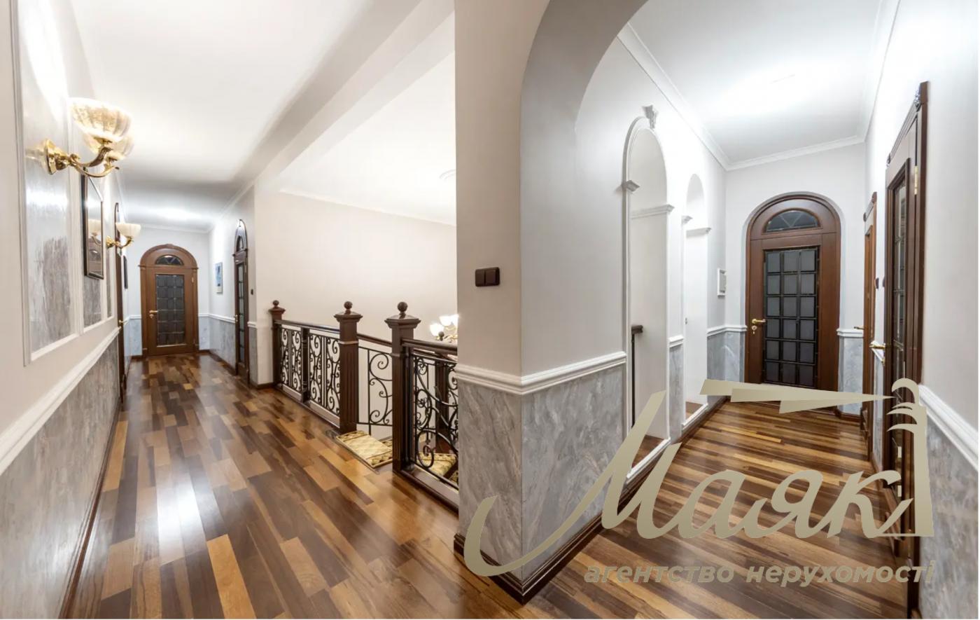 Оренда 2-х поверхового будинку 631м2, Голосіївський район