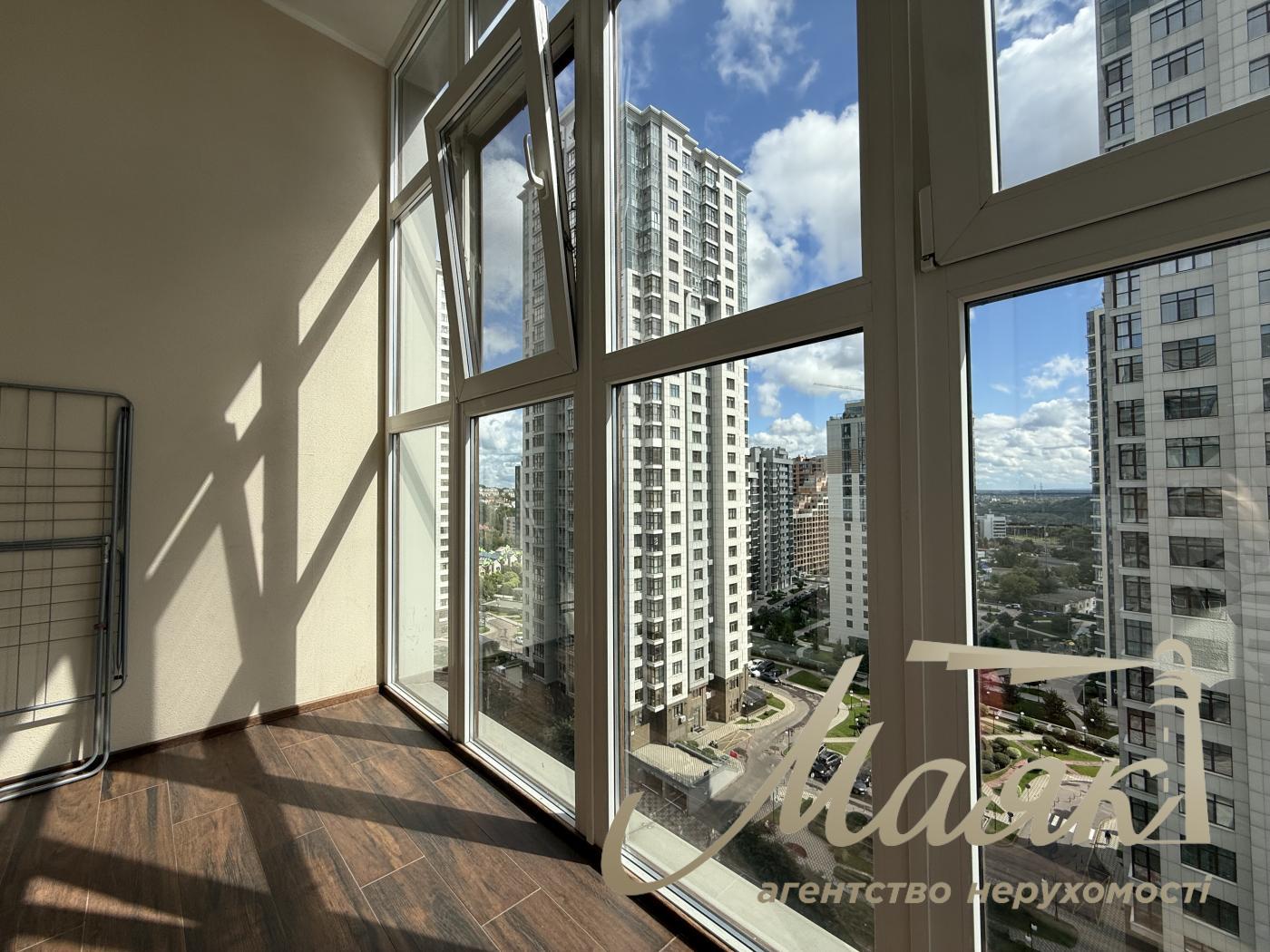 Rent 1-bedroom apartment 55 m² in LCD "Novopecherskie Lipki" str. Dragomirova, 20, 11th floor, Pechersk district, Kiev.