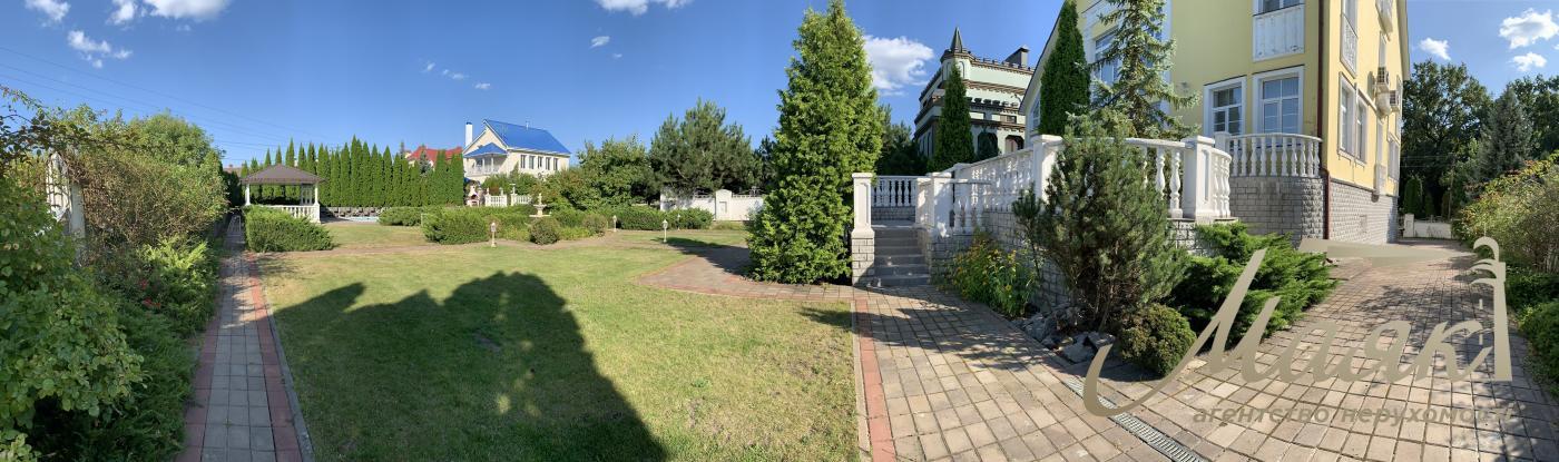 Rent 3-storey house 492,7m2, Lesniki