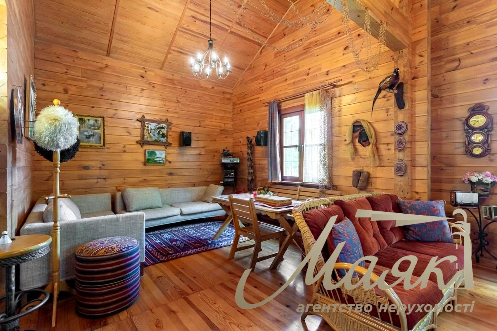 Оренда будинку 250м2 в с. Романків вул. Центральна