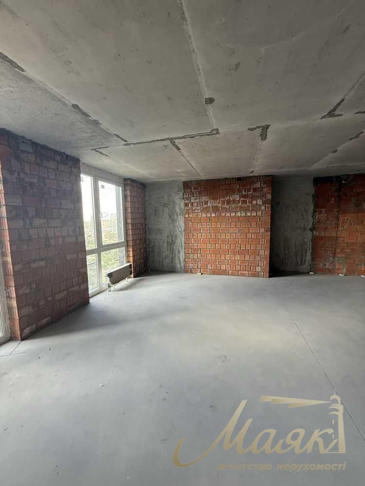 For sale 3k apartment 90m2 LCD Slavutich 2.0