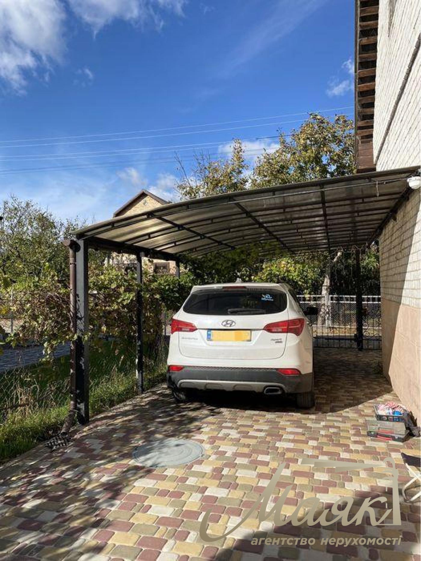 Sale of a 2-story house. Area - 115 sq.m. s. Rozhny, Brovarsky district.