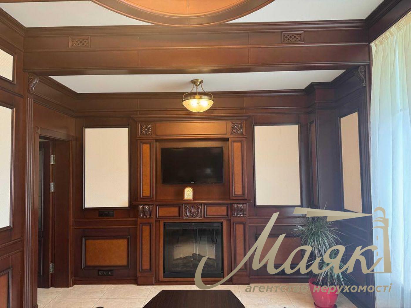 Оренда офісу 108 м.к. на Хрещатику, Центр