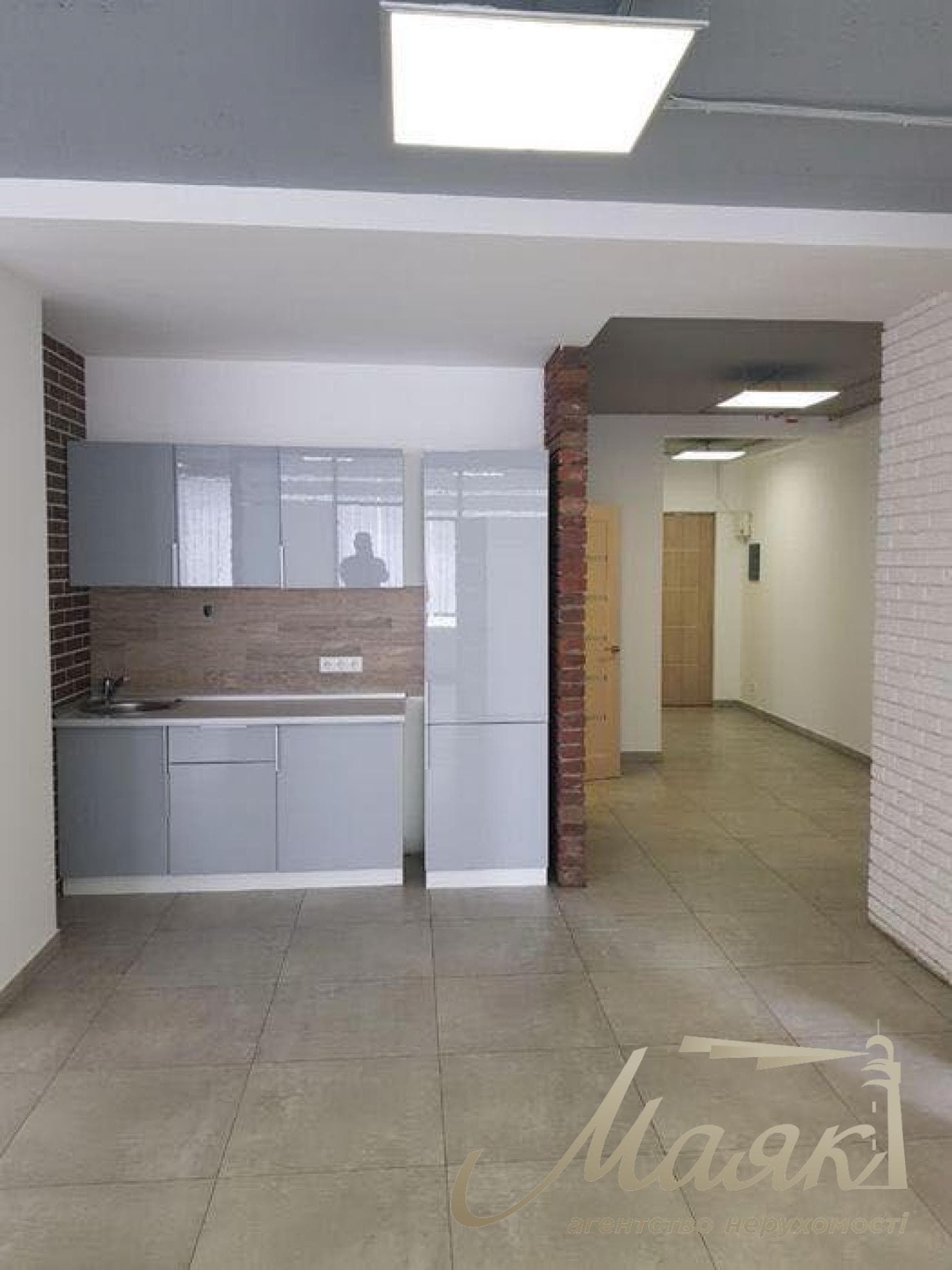 Оренда офісного приміщення площею 145 м², просп. Валерія Лобановського, 6А, Солом’янський район