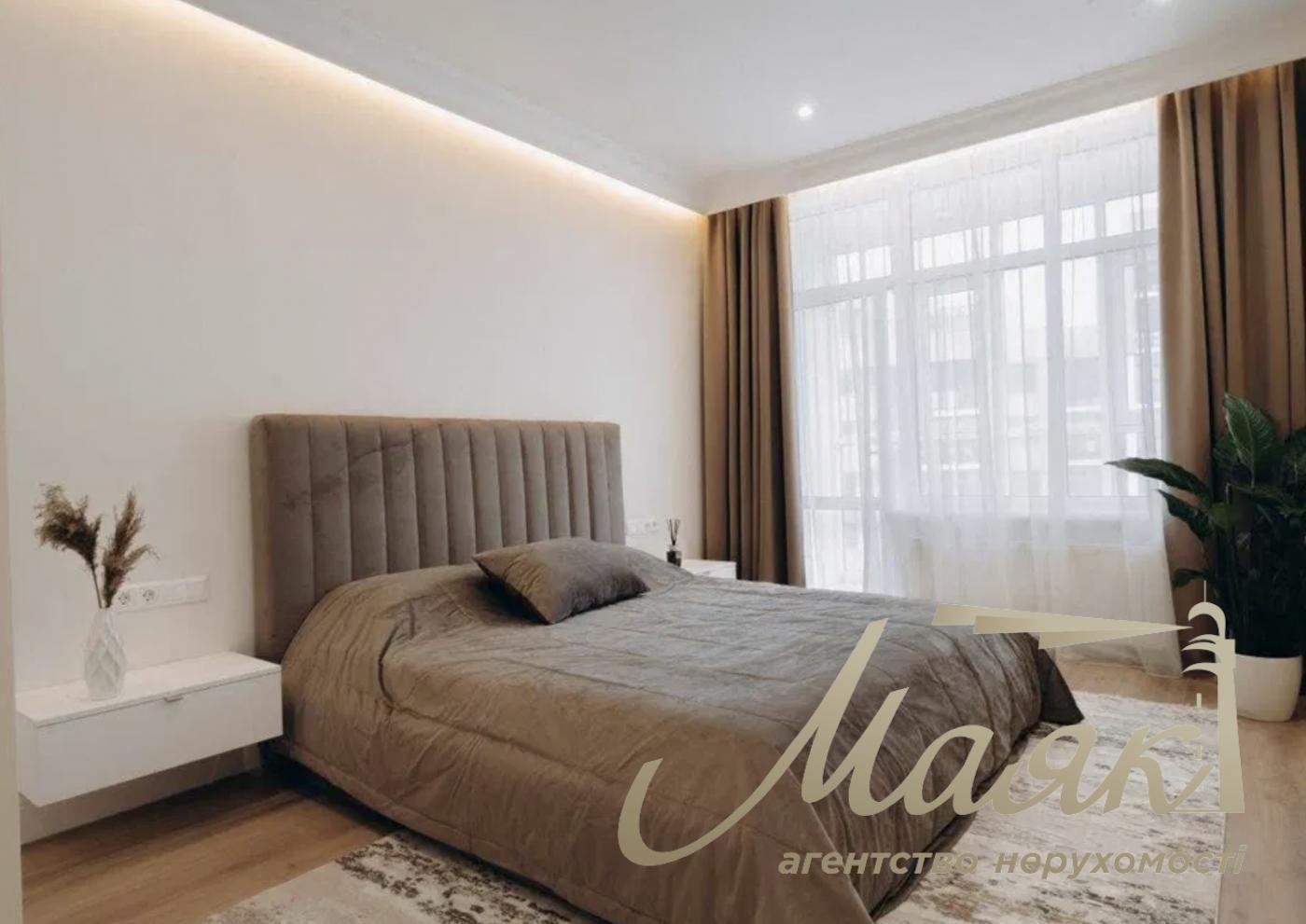 Продаж 3-кімнатної квартири 118м2 в ЖК "Новопечерські Липки", Драгомирова/Верхогляда 15Б, Печерський район