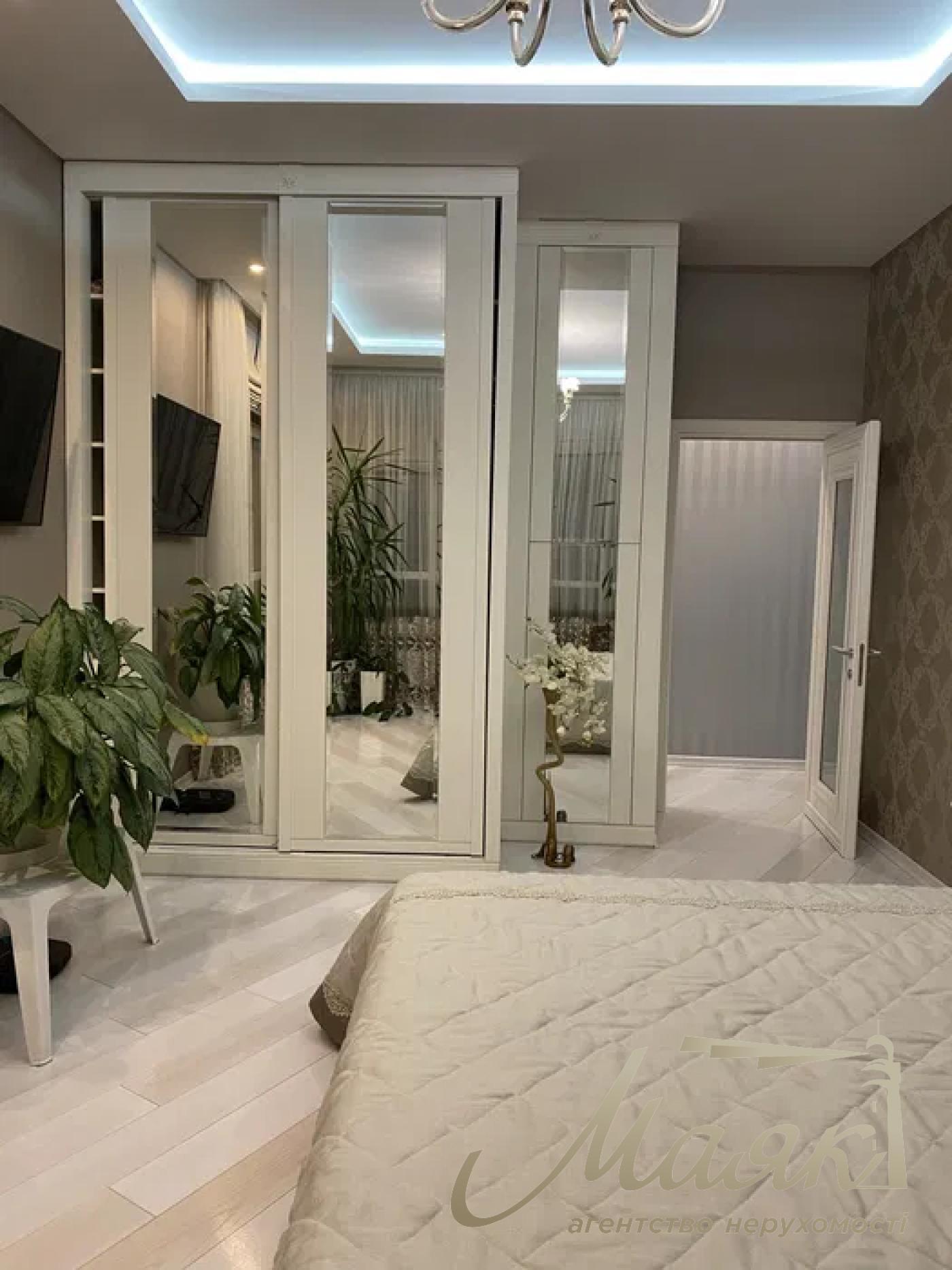 Аренда 3-к квартиры ЖК Централ Парк, Печерский р-н