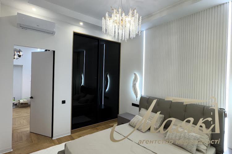 Продаж квартири 60 м² з ремонтом у ЖК 52 Перлина, Pechersk Plaza