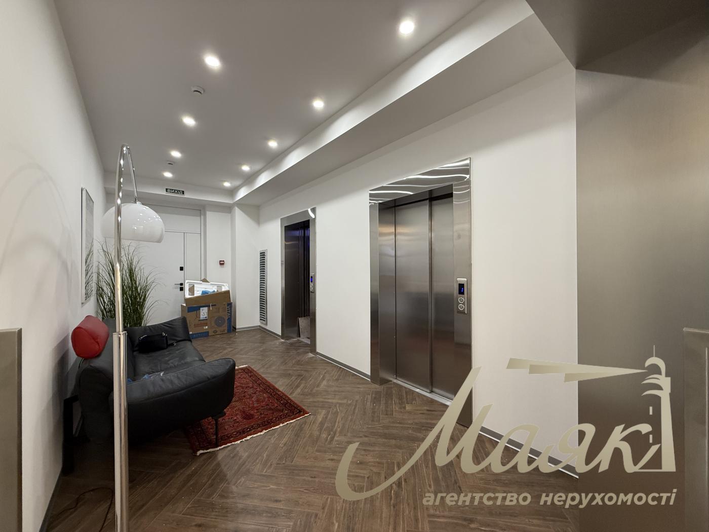 Оренда / Офіс / вул. Хрещатик, Центр, Київ