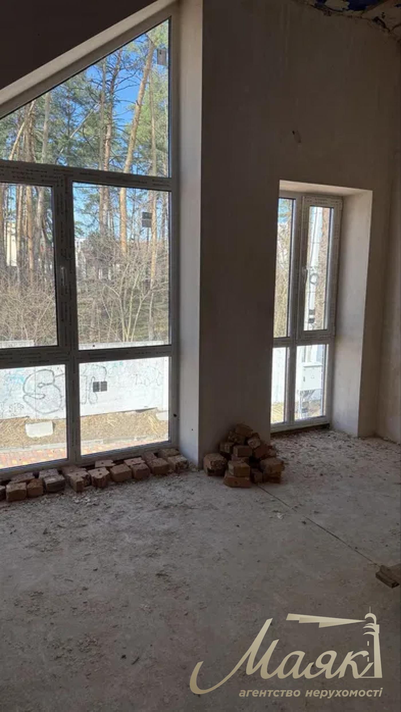 Продаж таунхауса з частковим ремонтом, 80 м2,Ірпінь