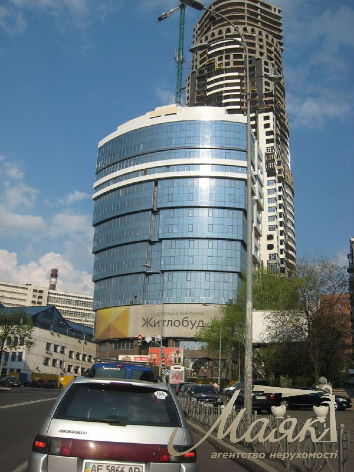 Оренда офісу 340м2 у БЦ Карнегі, вул.Кловський узвіз 7.