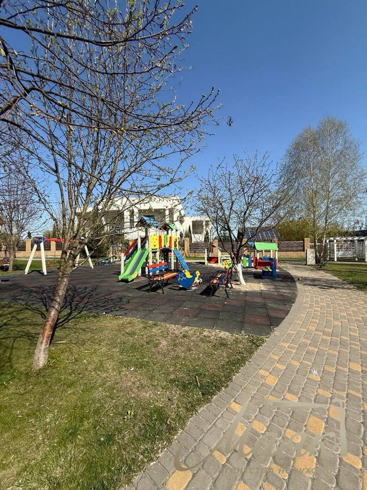 Продаж земельної ділянки 30 соток у преміальному КМ "Хутір Ясний", Лісники