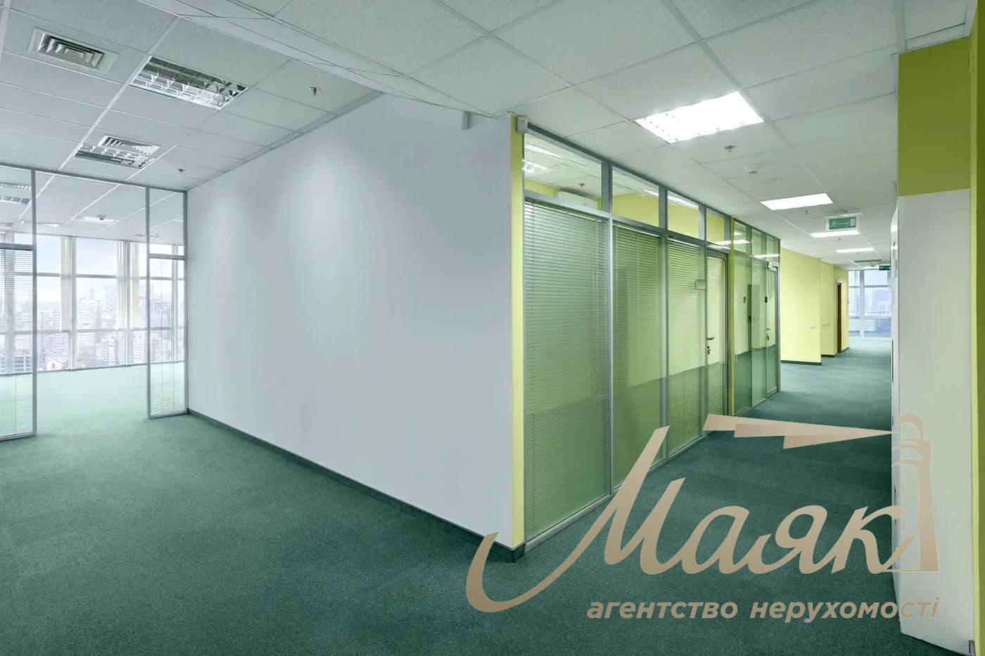 Оренда офісу 470м2 у БЦ вул.Амосова 12, Солом'янський район.