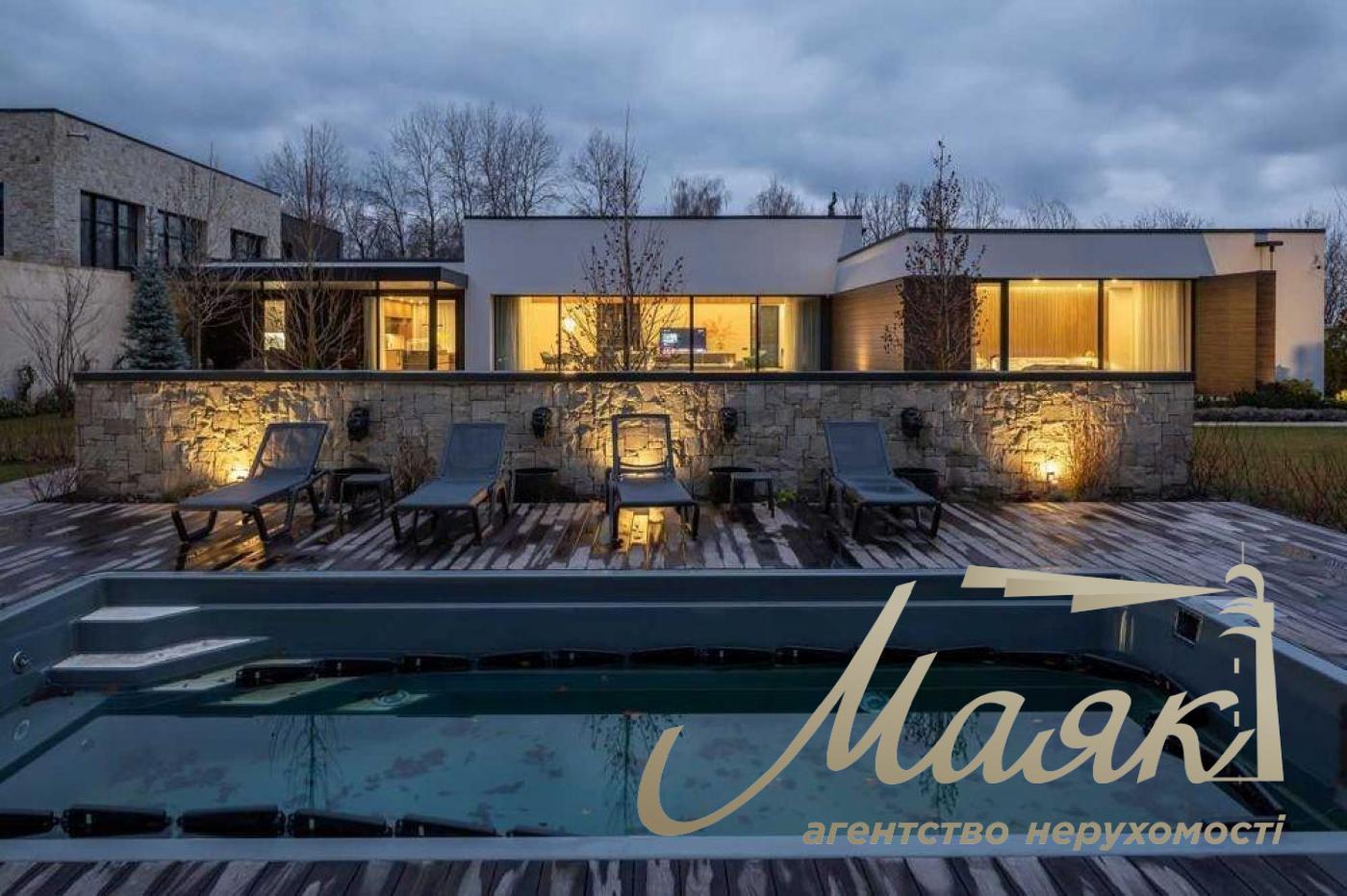 Sale of house 500m2 in the village of Lesniki