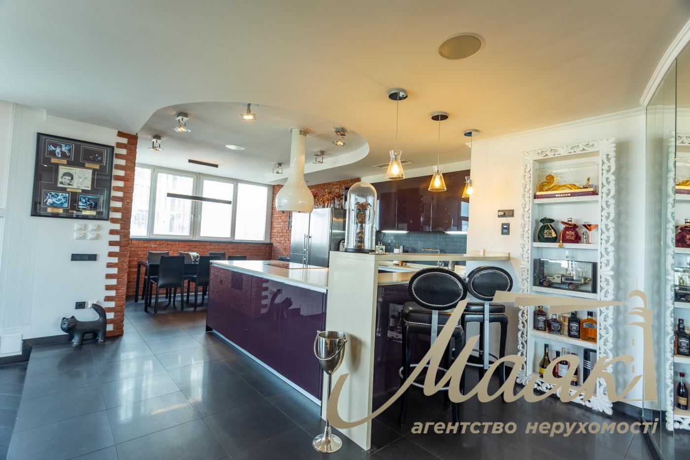 Rent 180m2 view apartment in LCD Novopecherskie Lipki, Andriy Verkhoglyada/Dragomirov Street 5, Pechersk, Kyiv