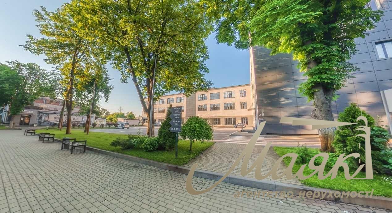 Rent room 530 m2 on Solomenka, Shulyavka