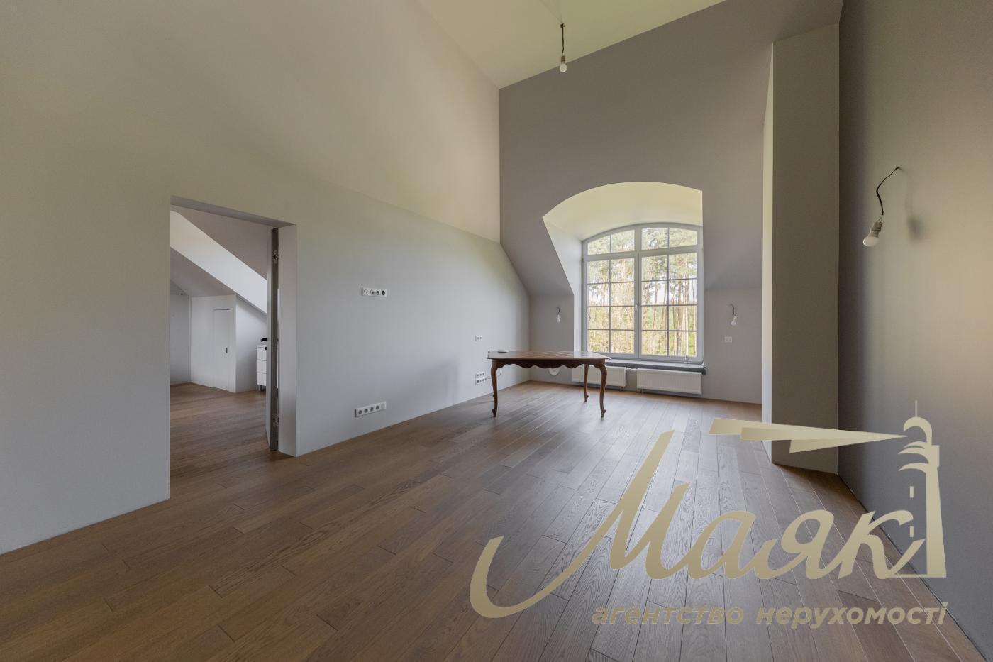 Продажа загородной резиденции в с.Капитановка, Киево-Святошинский р-н