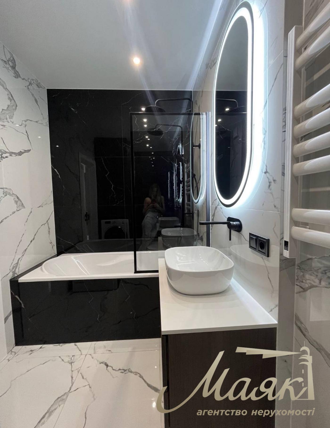 Продаж 2к квартири за переуступкою ЖК Русанівська Гавань, вул. Микільсько-Слобідська