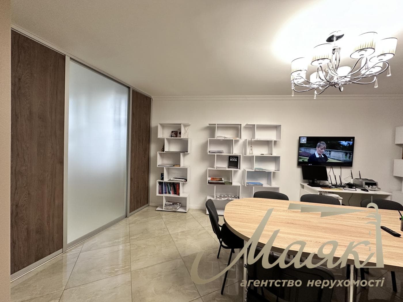 Продаж офісного приміщення площею 103 м², ЖК Botanic House, Печерськ