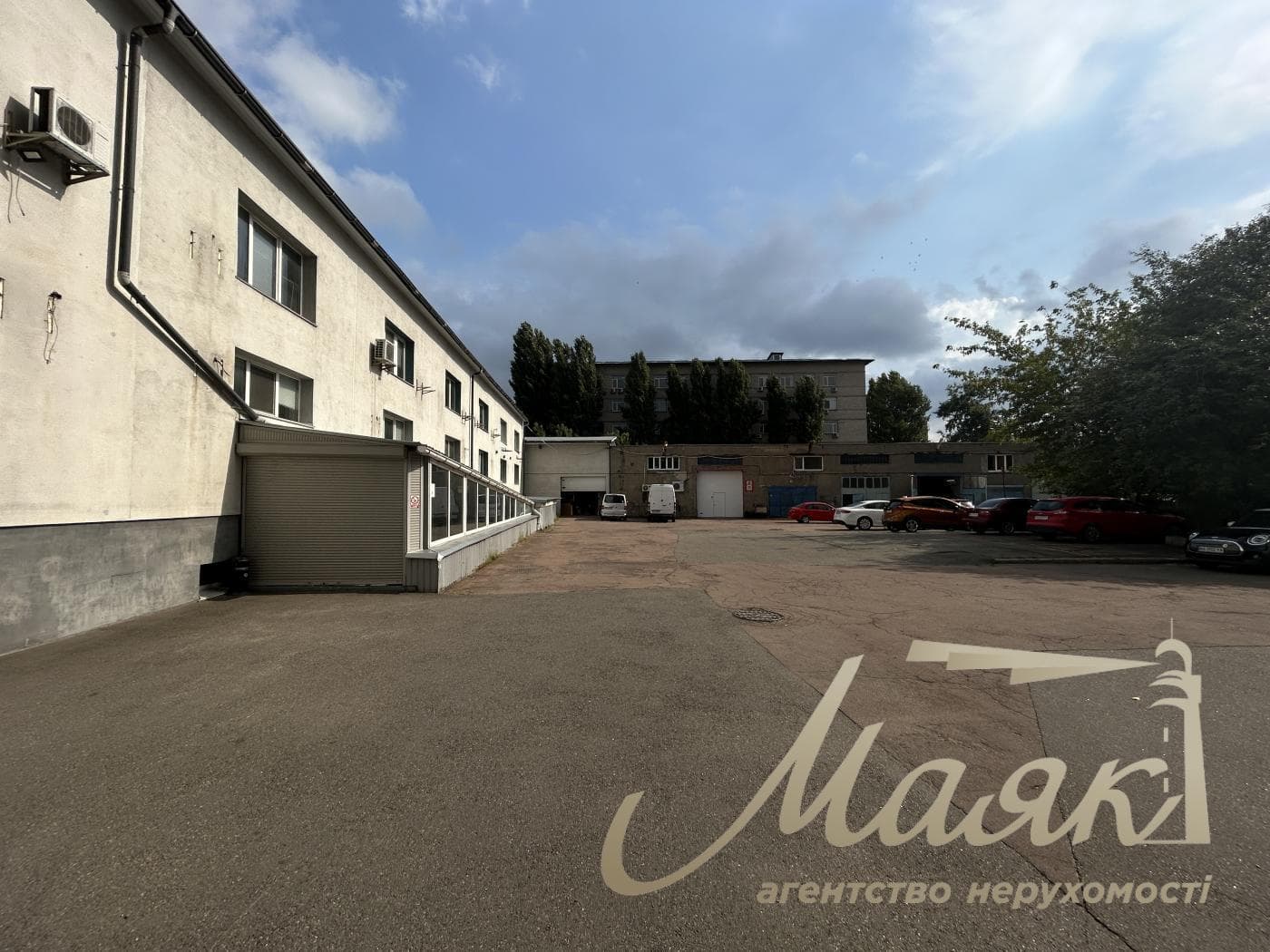 For sale commercial complex Podolskiy district, Kirillovskaya str.