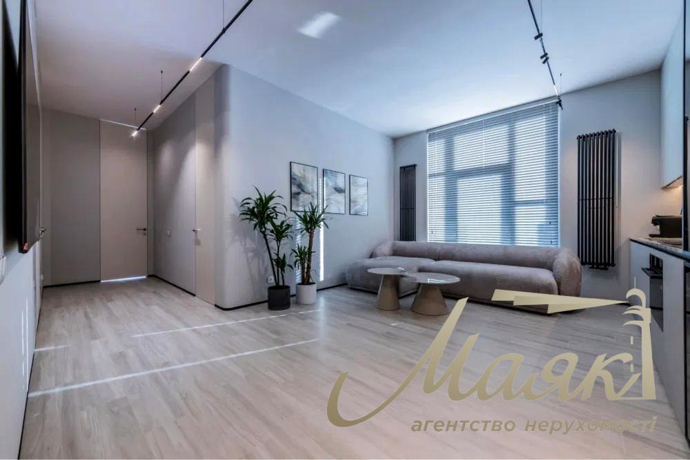 Продажа 3-х комнатной квартиры в ЖК Новопечерские Липки