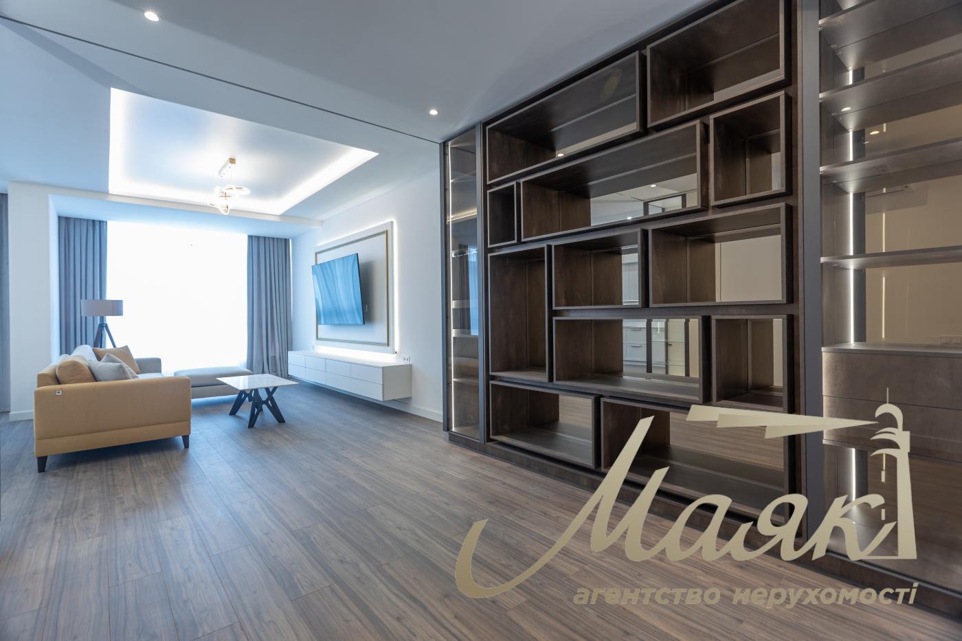 Продаж 4-кімнатної квартири 180 м² в ЖК "Новопечерські Липки", Драгомирова 15Б, Печерський район, Київ.