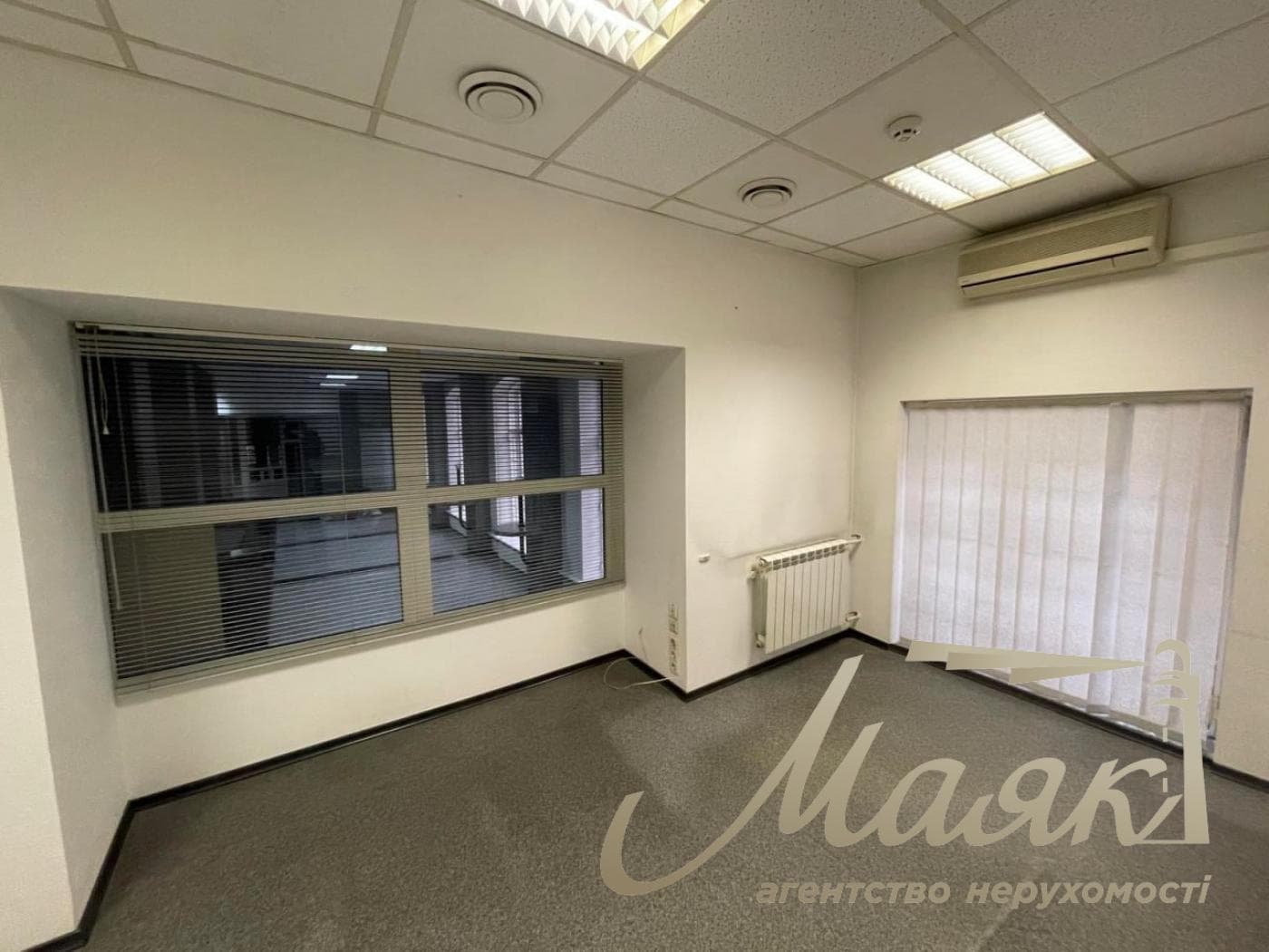 Продаж комерційного приміщення площею 269 м², вул. Васильківська, 7/7