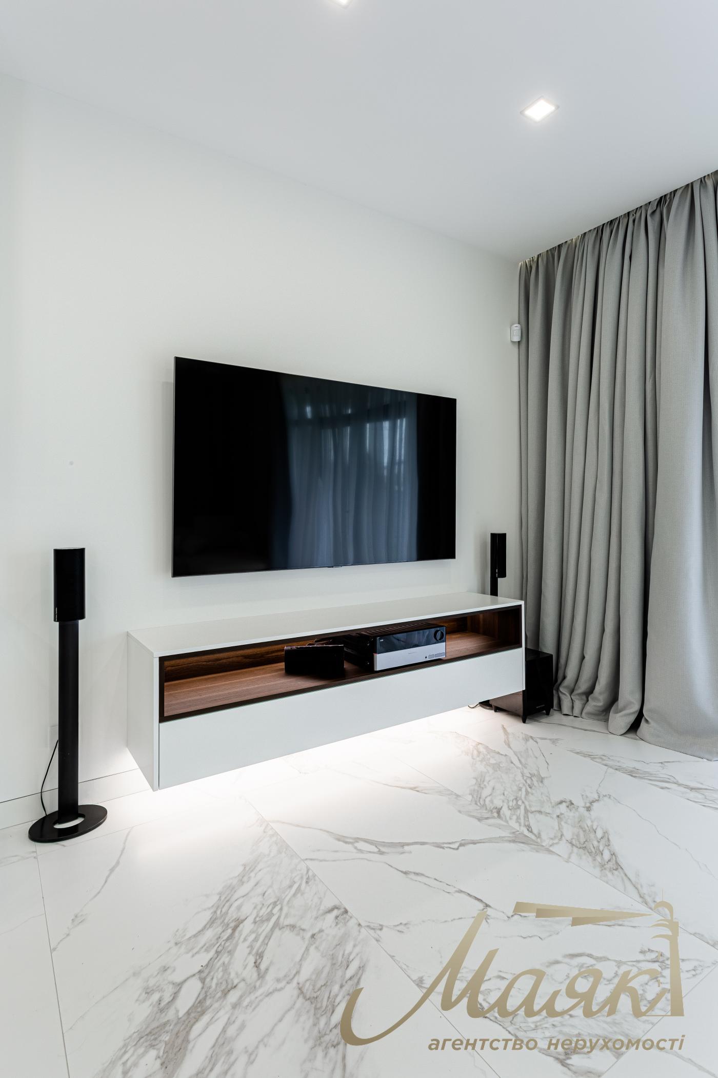 Sale of house 240m2 12 acres on Osokorki, next to Osocor Residence